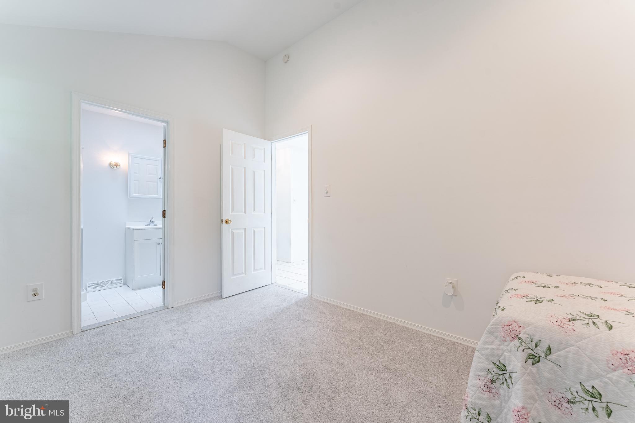 GOSHEN DOWNS - Residential