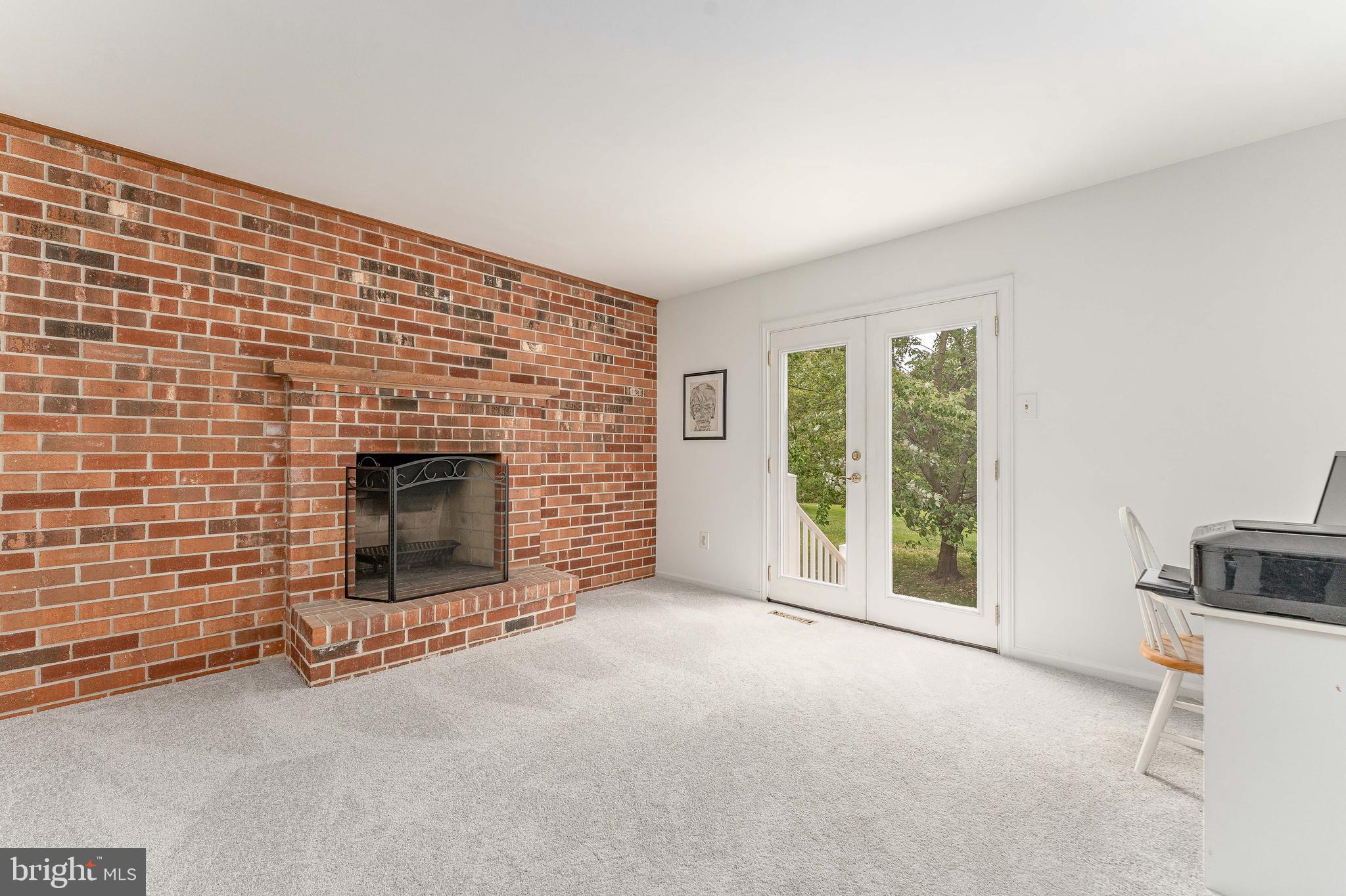GOSHEN DOWNS - Residential