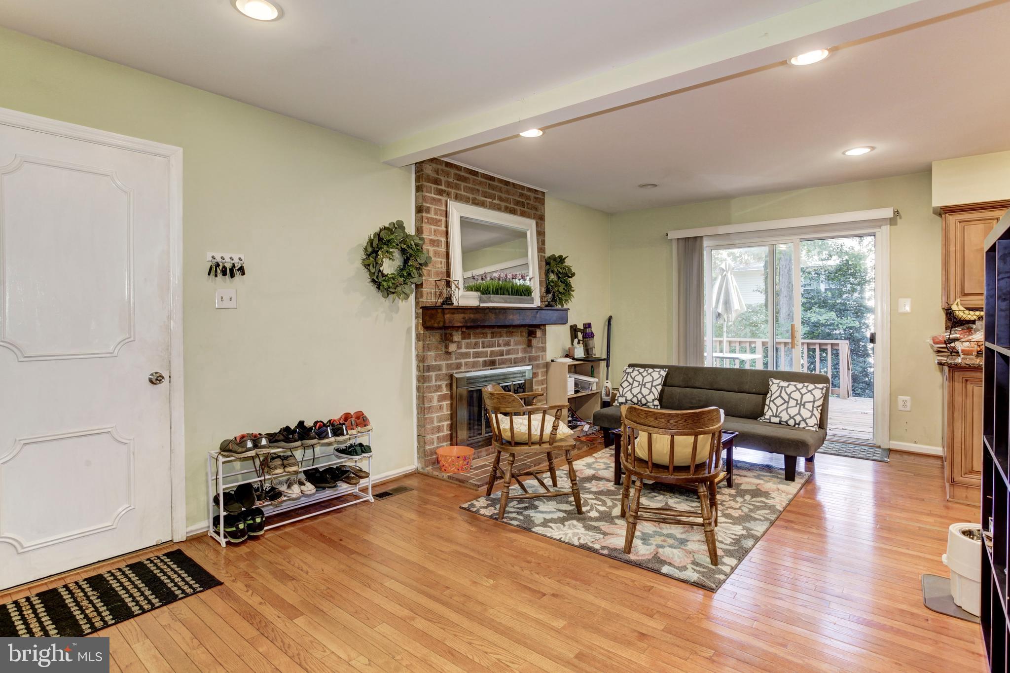 BURKE CENTRE - Residential Lease