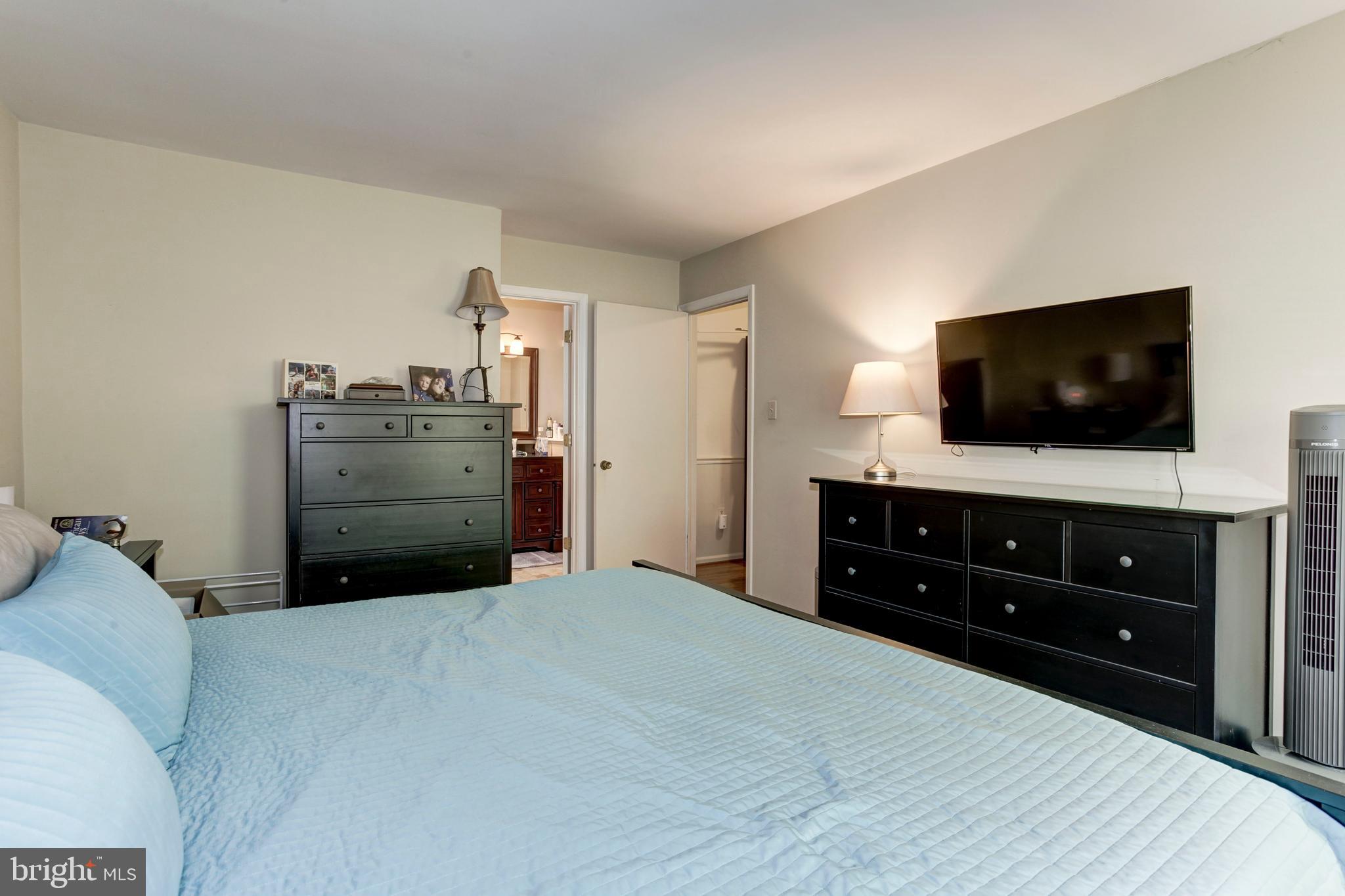 BURKE CENTRE - Residential Lease