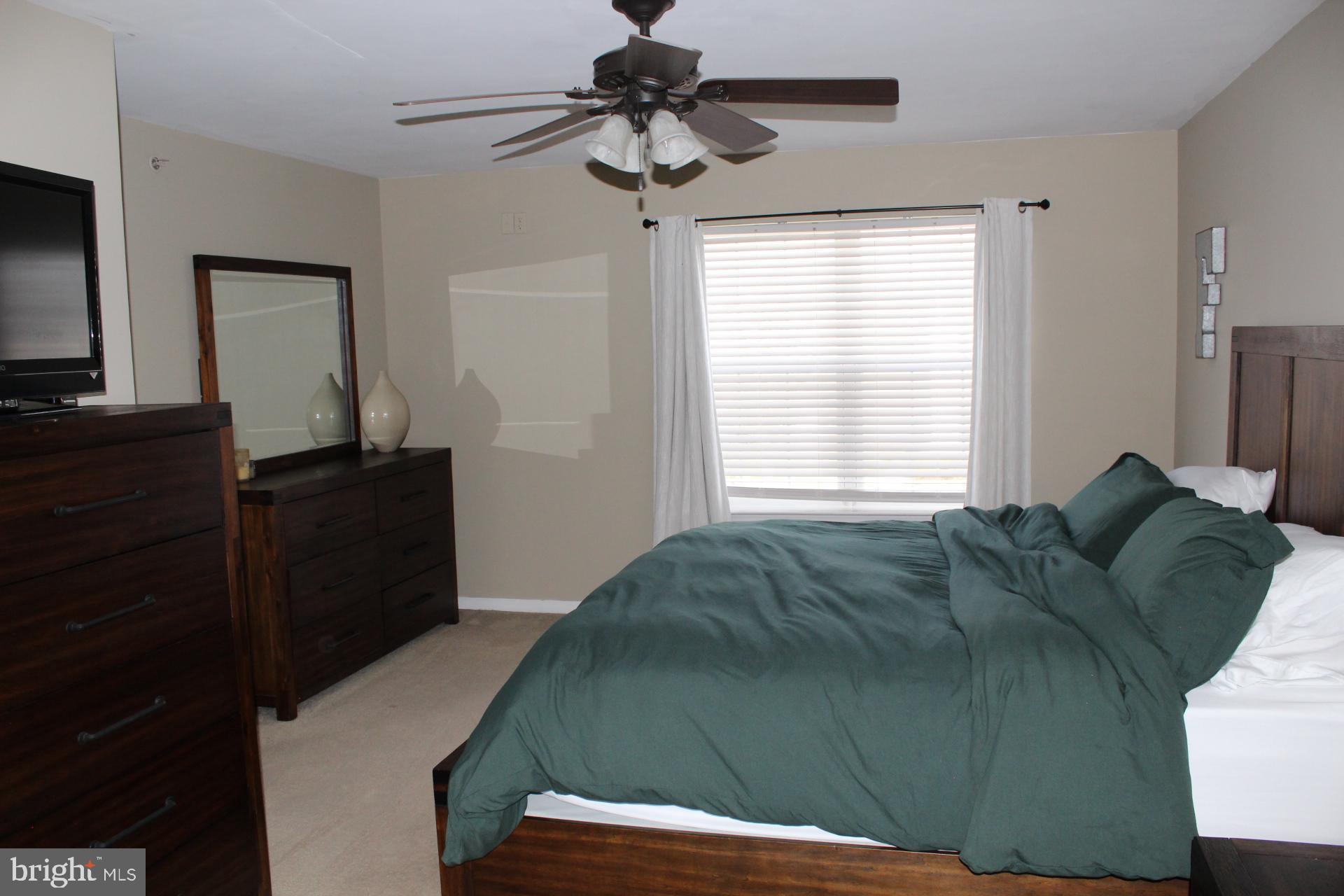 SUMMER LEA - Residential