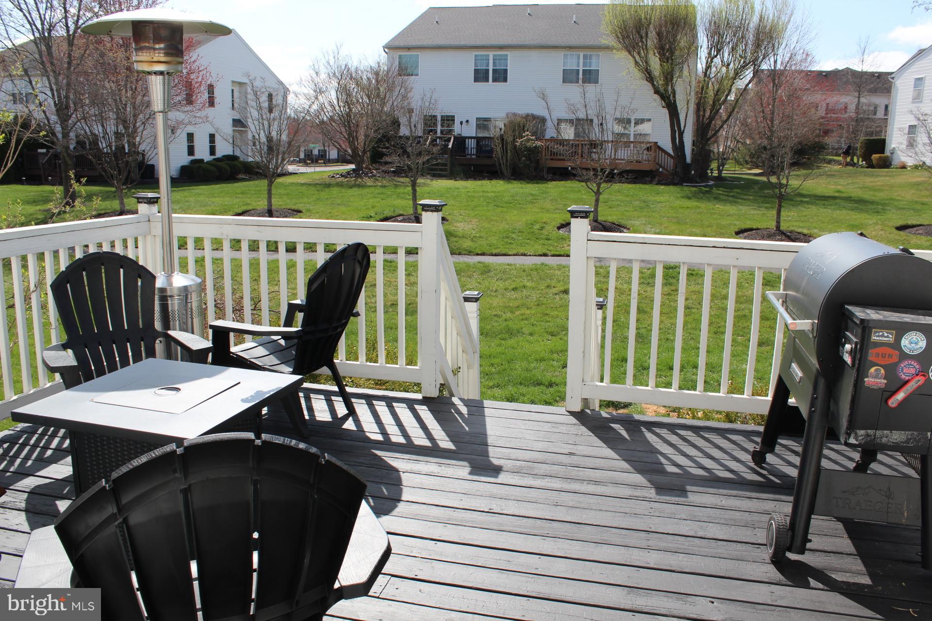 SUMMER LEA - Residential