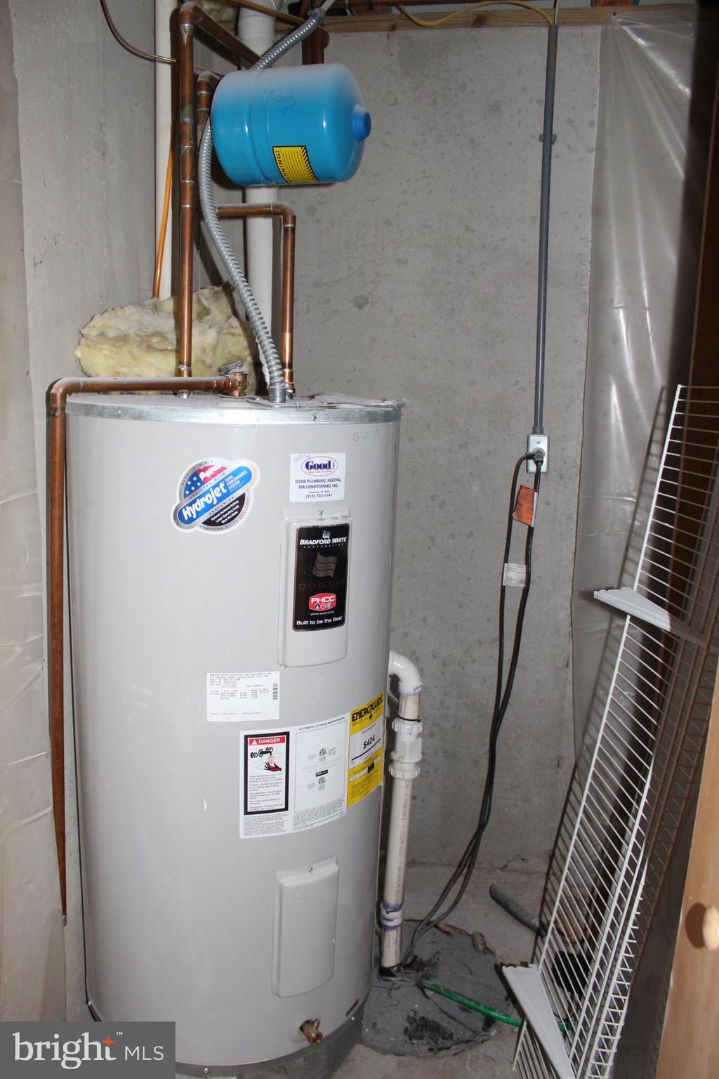 SUMMER LEA - Residential