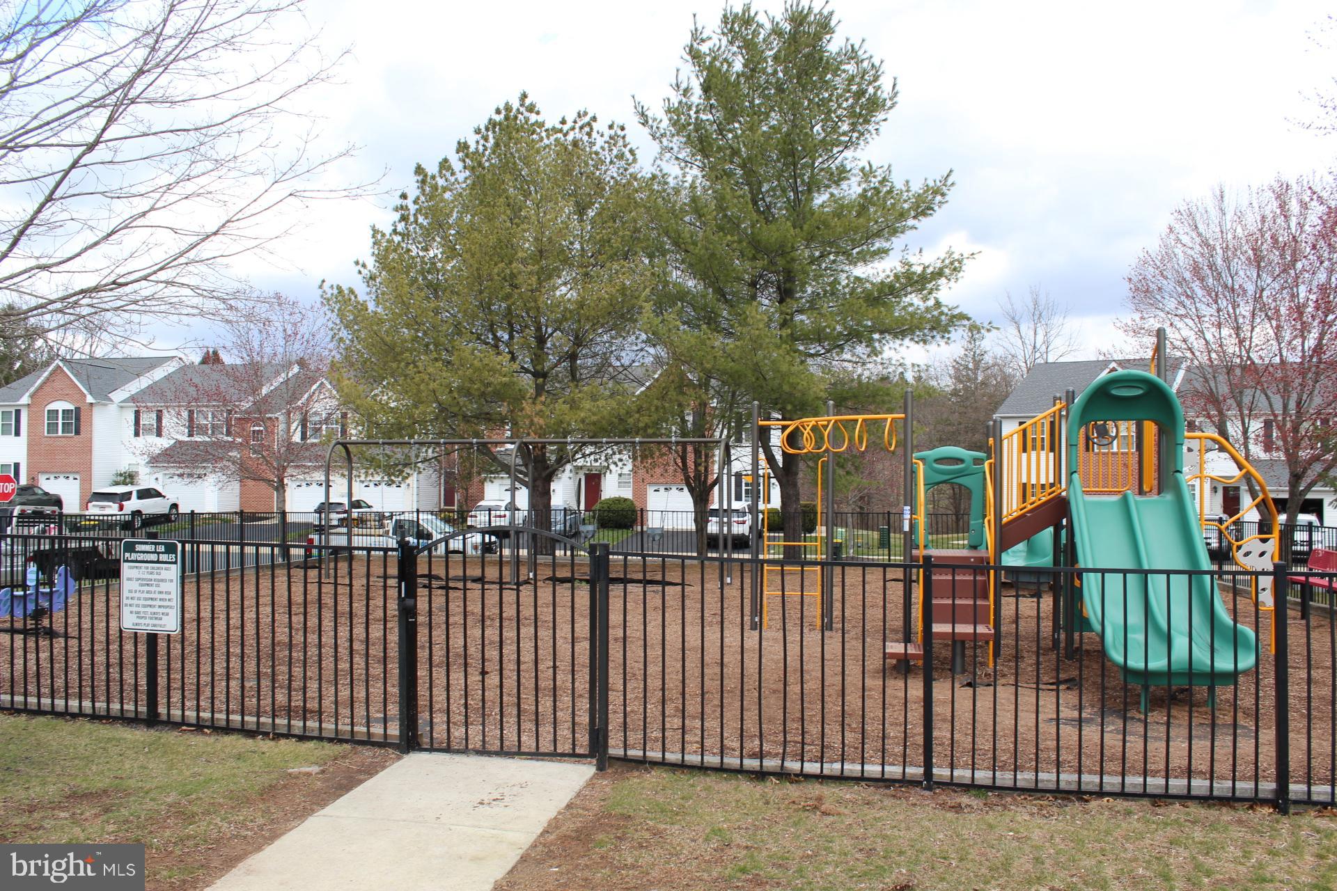 SUMMER LEA - Residential