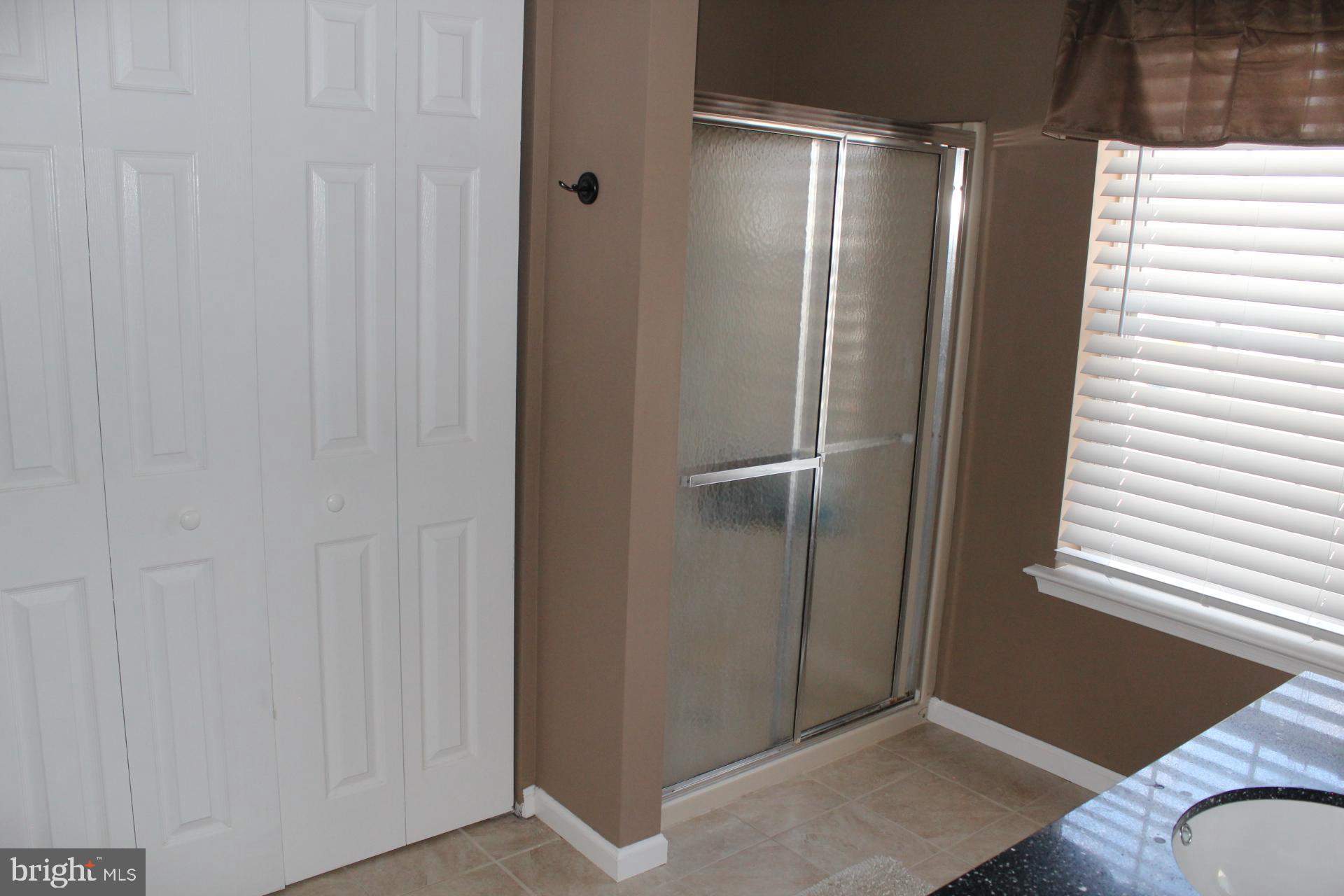 SUMMER LEA - Residential