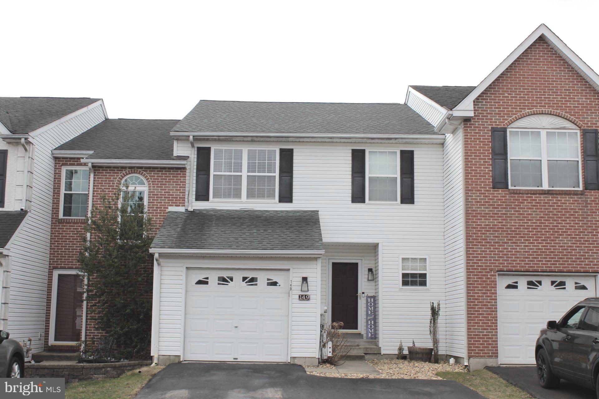 SUMMER LEA - Residential