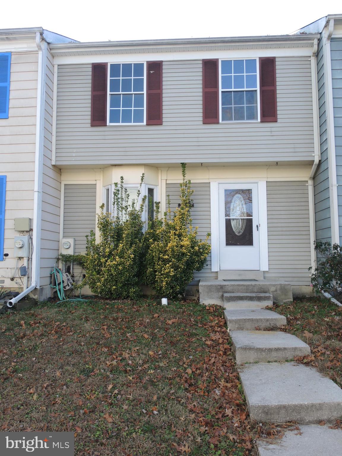 4 bedrooms 2 full bath townhouse for sale! Features New Windows, Renovated Kitchen with Stainless Steel appliances, wood floor on the main level, Ceramic Tiles in the Kitchen, Basement other areas. Conveniently located to park, shopping , and transportation. Please call to schedule a showing.
PLEASE NOTE:
NEWLY PERMITTED DECK WILL BE INSTALLED (Prior to closing.)
Due to the Deck Construction at the back of the property, Please watch your steps while at the back.
Thanks