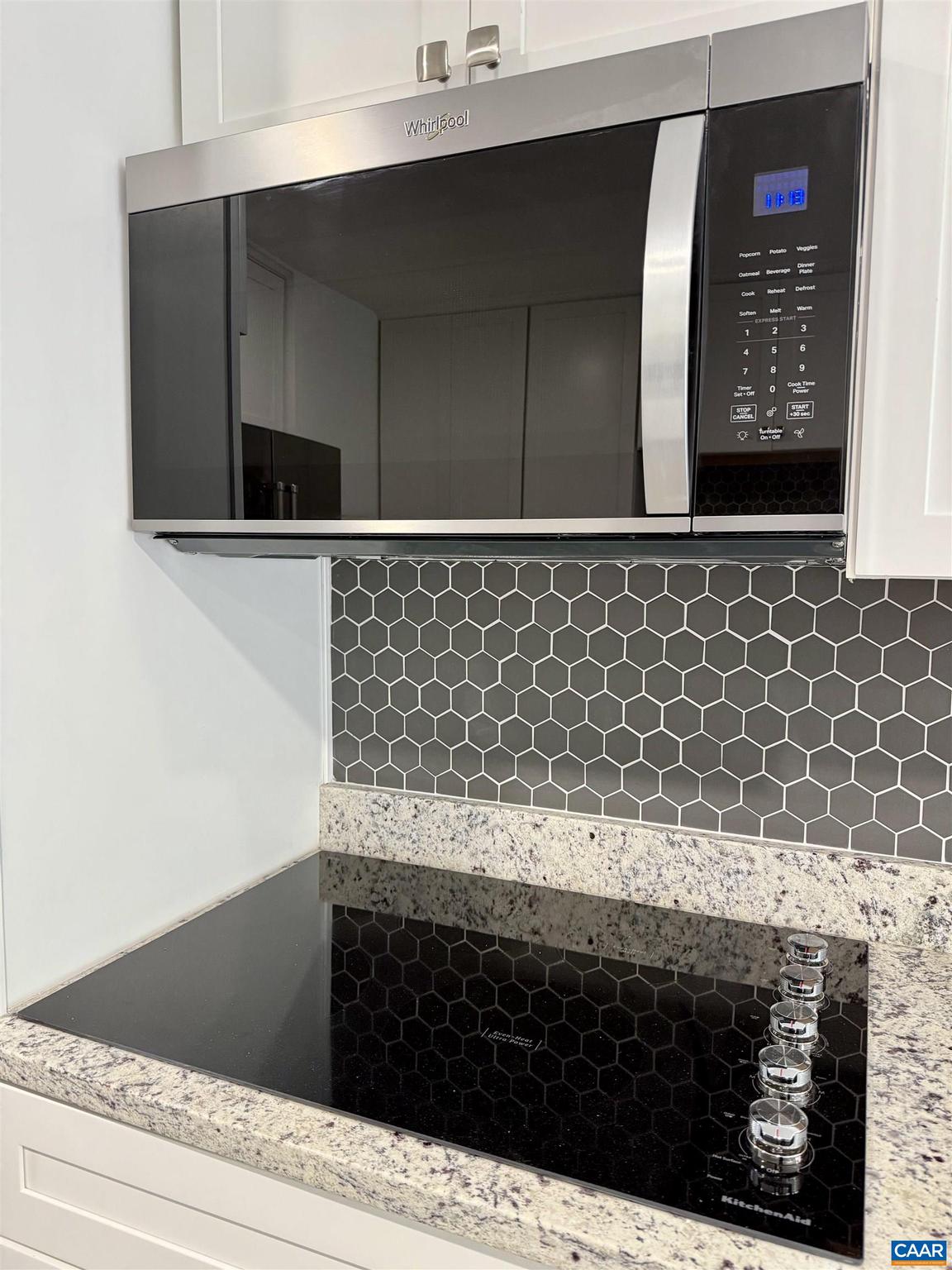 MOUNTAIN VIEW ESTATES - Residential