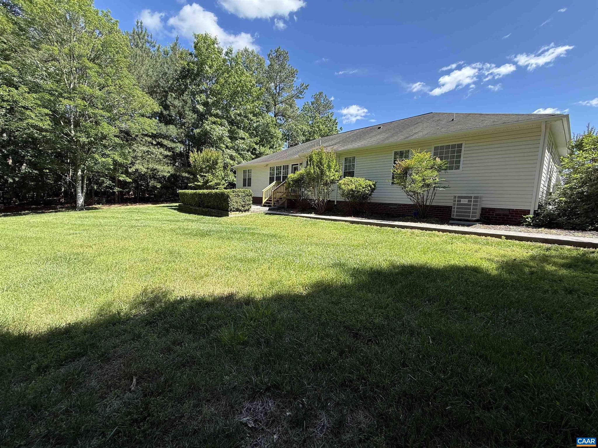 MOUNTAIN VIEW ESTATES - Residential