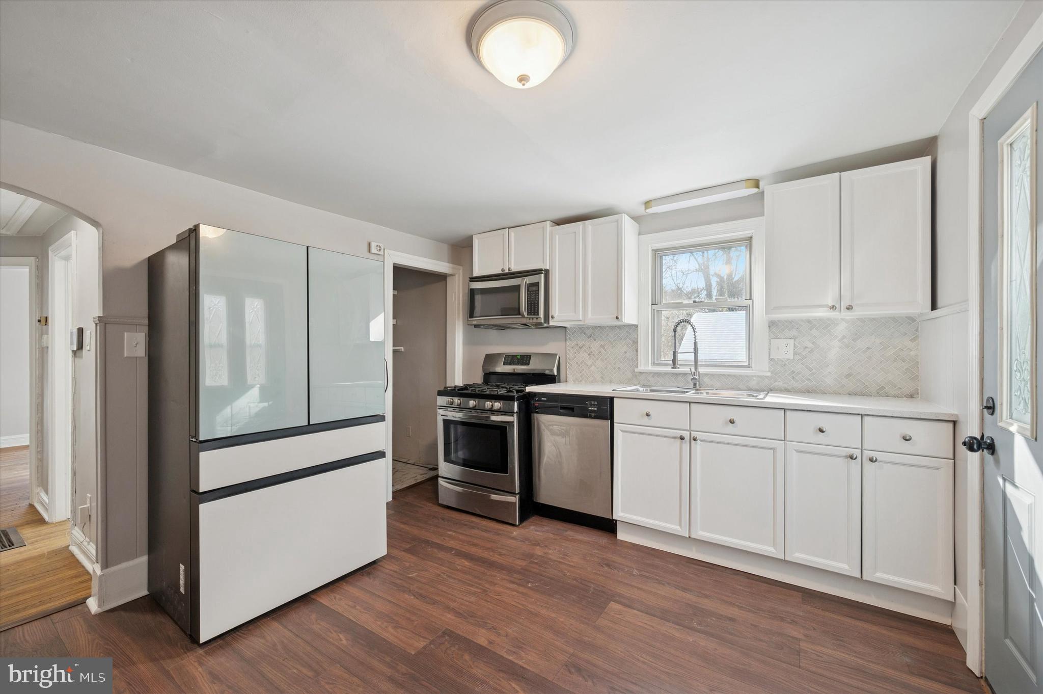 1114 TOWNSEND STREET