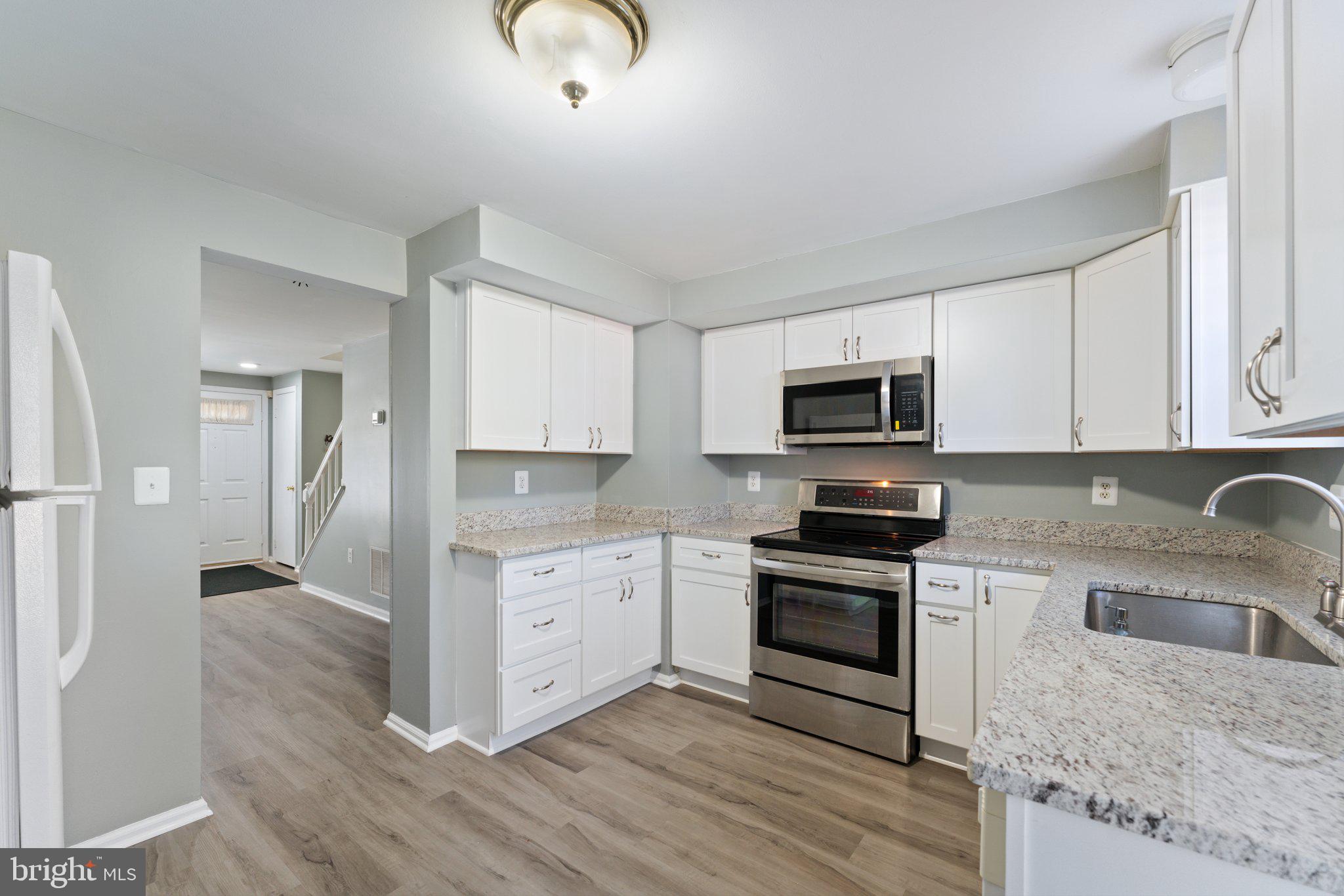 COUNTRYSIDE - Residential