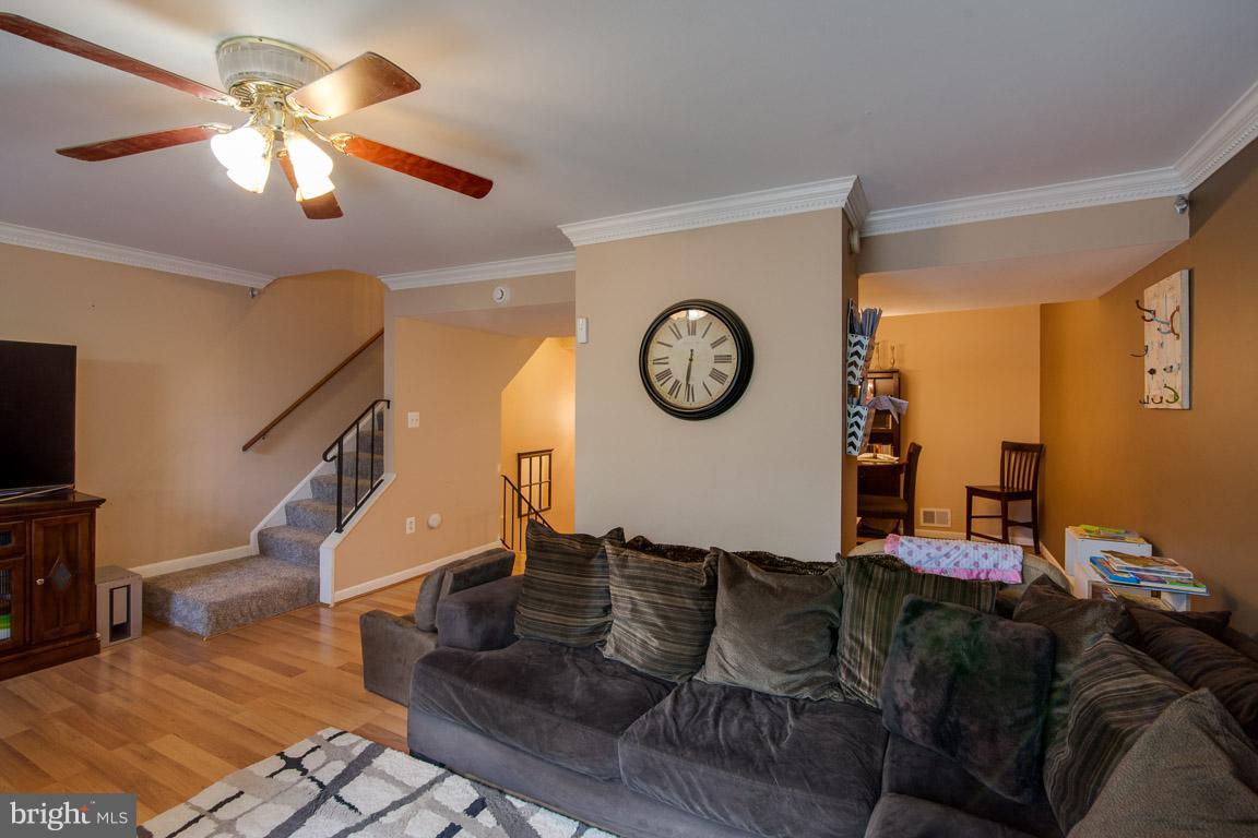 DALE CITY - Residential