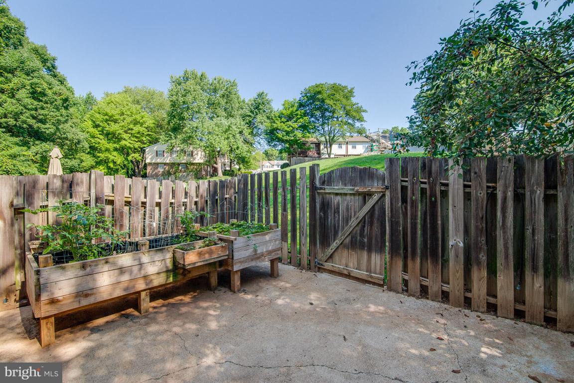 DALE CITY - Residential