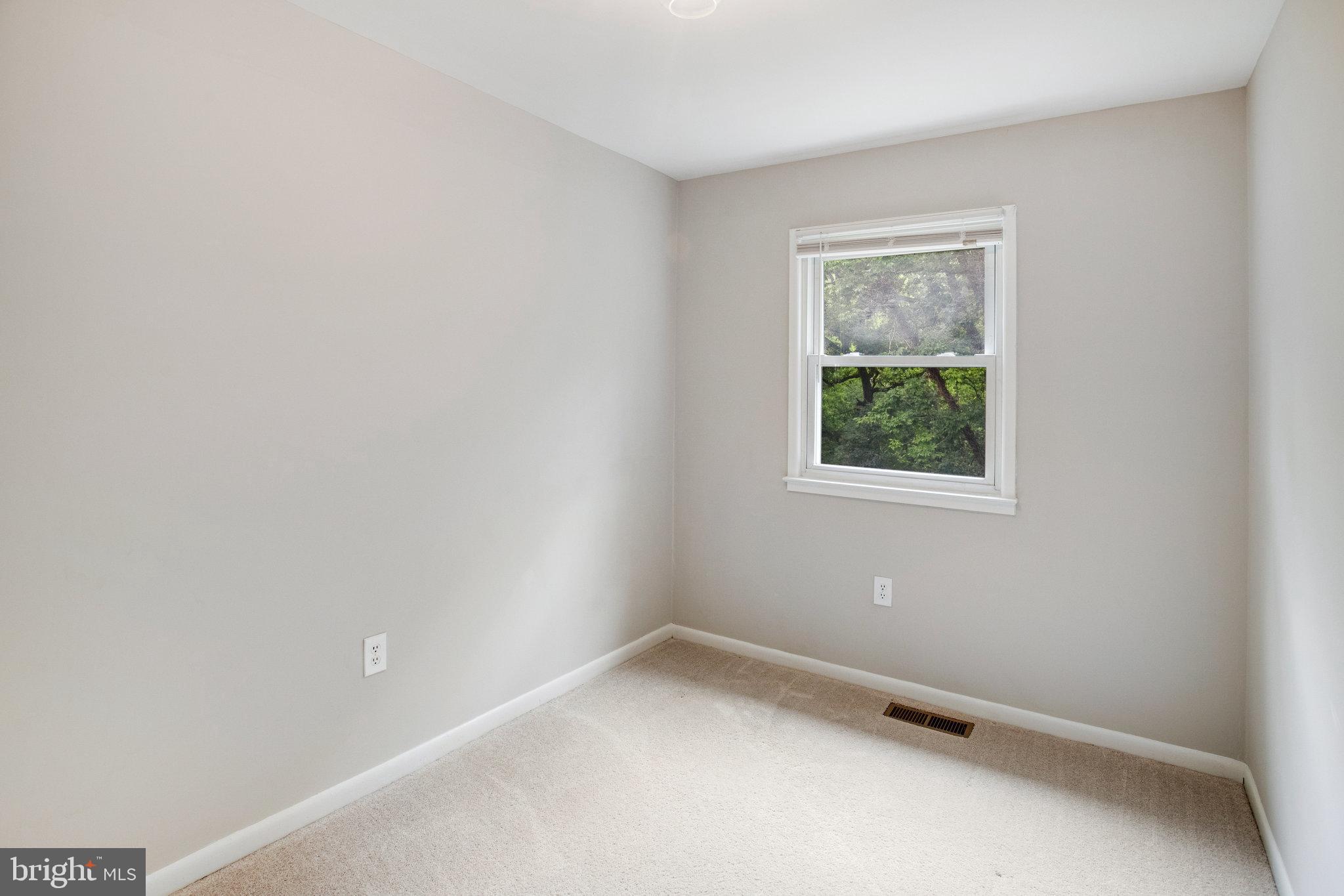 DALE CITY - Residential Lease