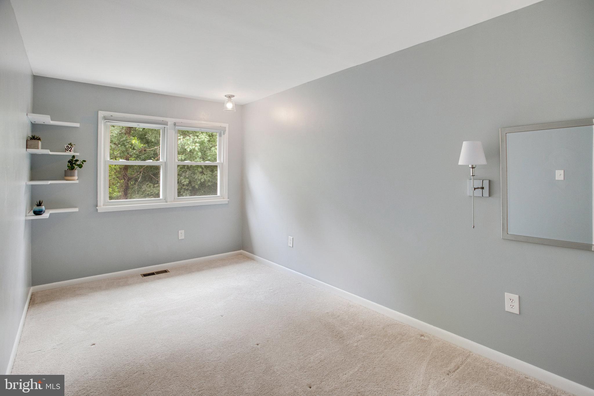 DALE CITY - Residential Lease