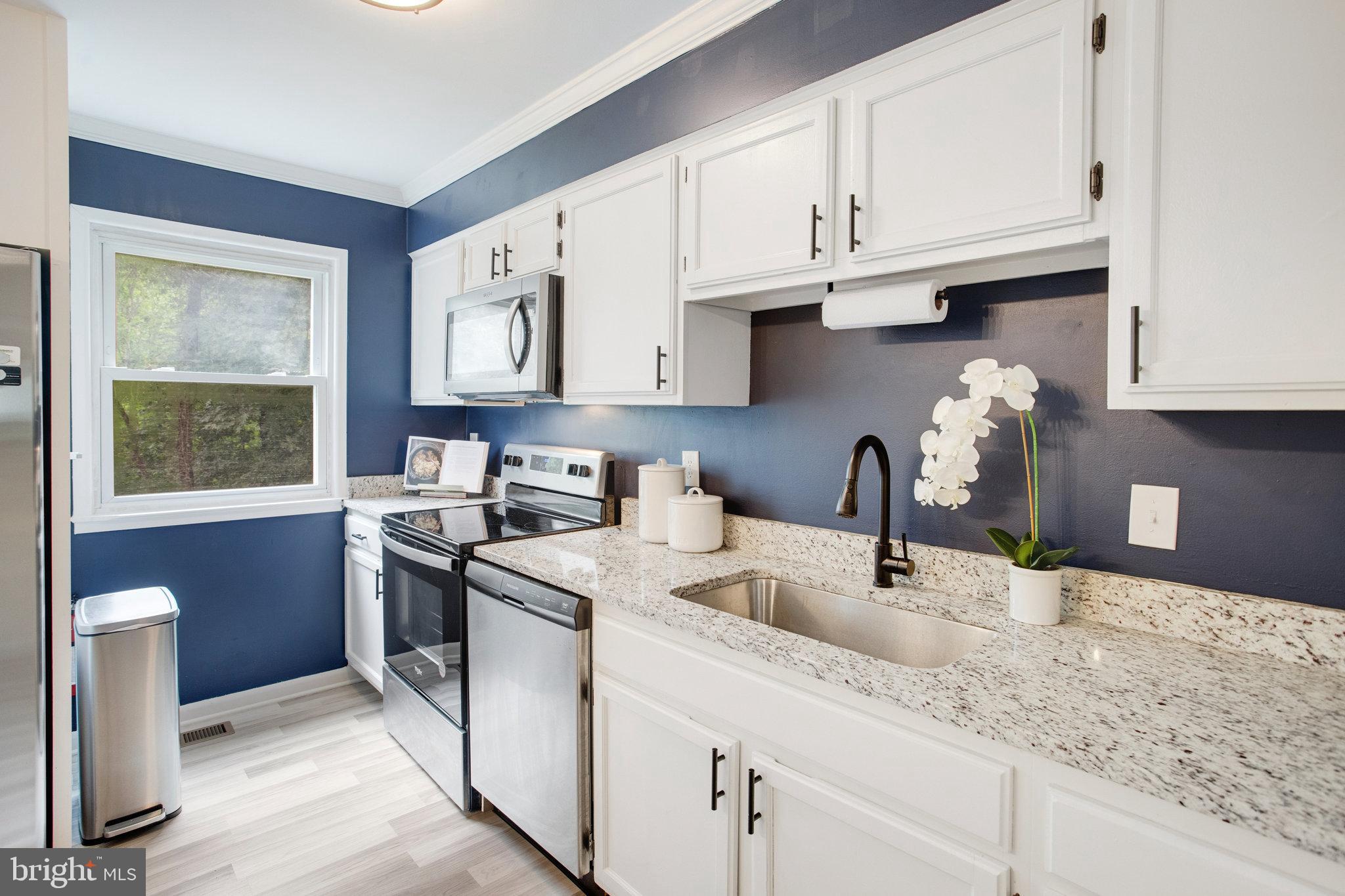 DALE CITY - Residential Lease