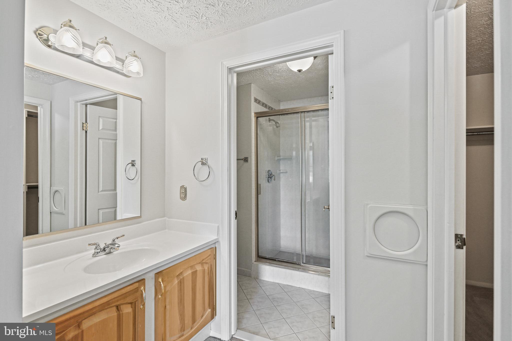 BURLEIGH MANOR - Residential