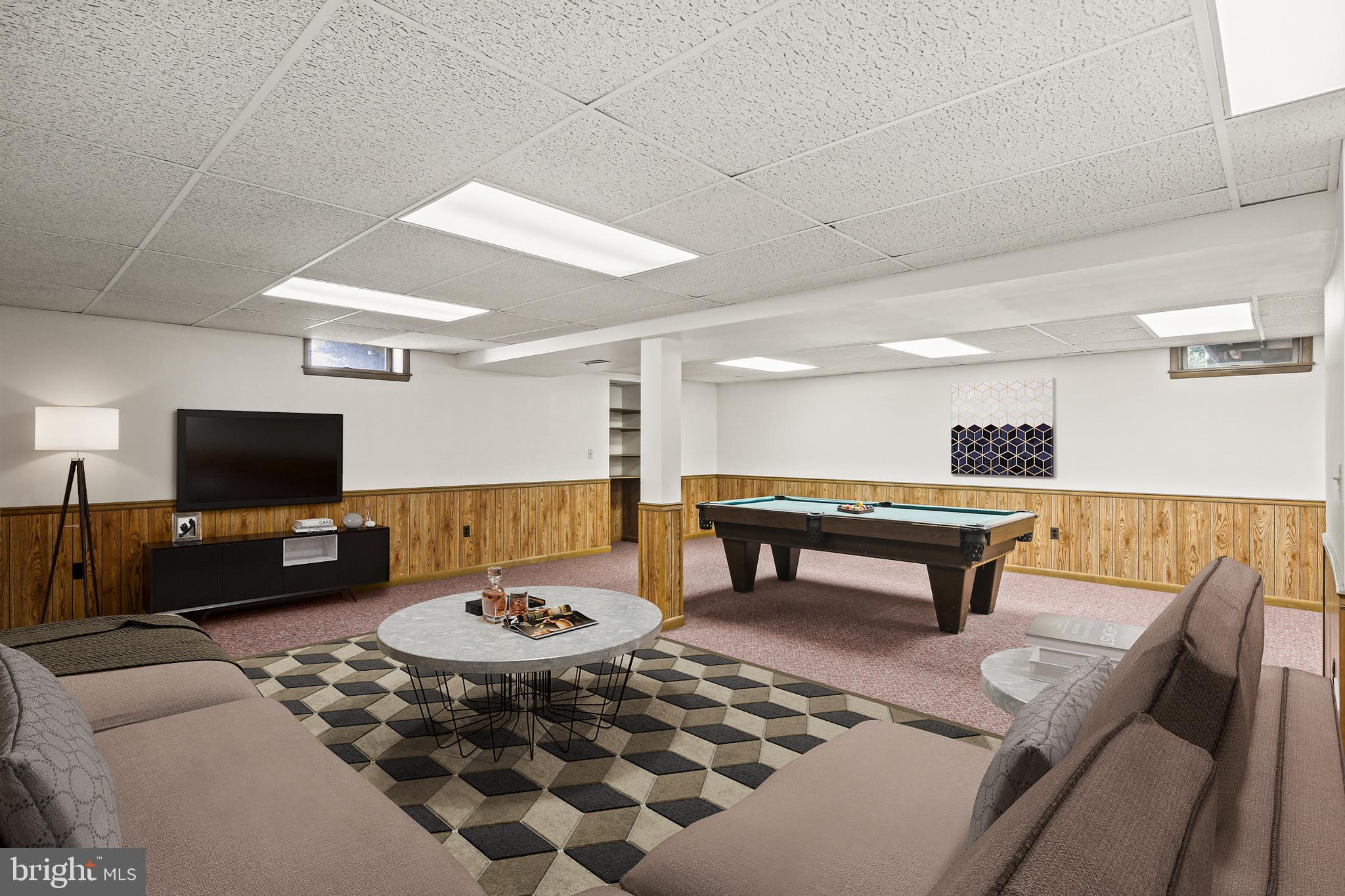 BURLEIGH MANOR - Residential