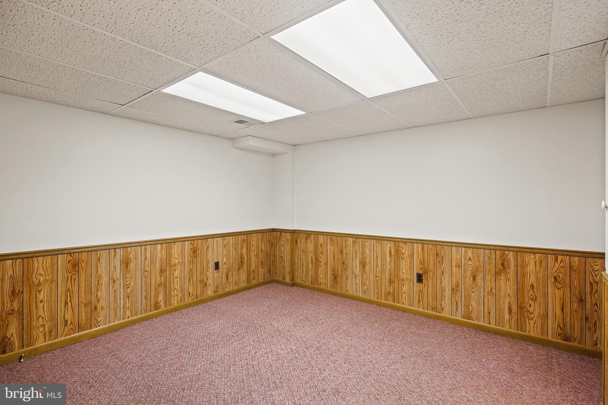 BURLEIGH MANOR - Residential