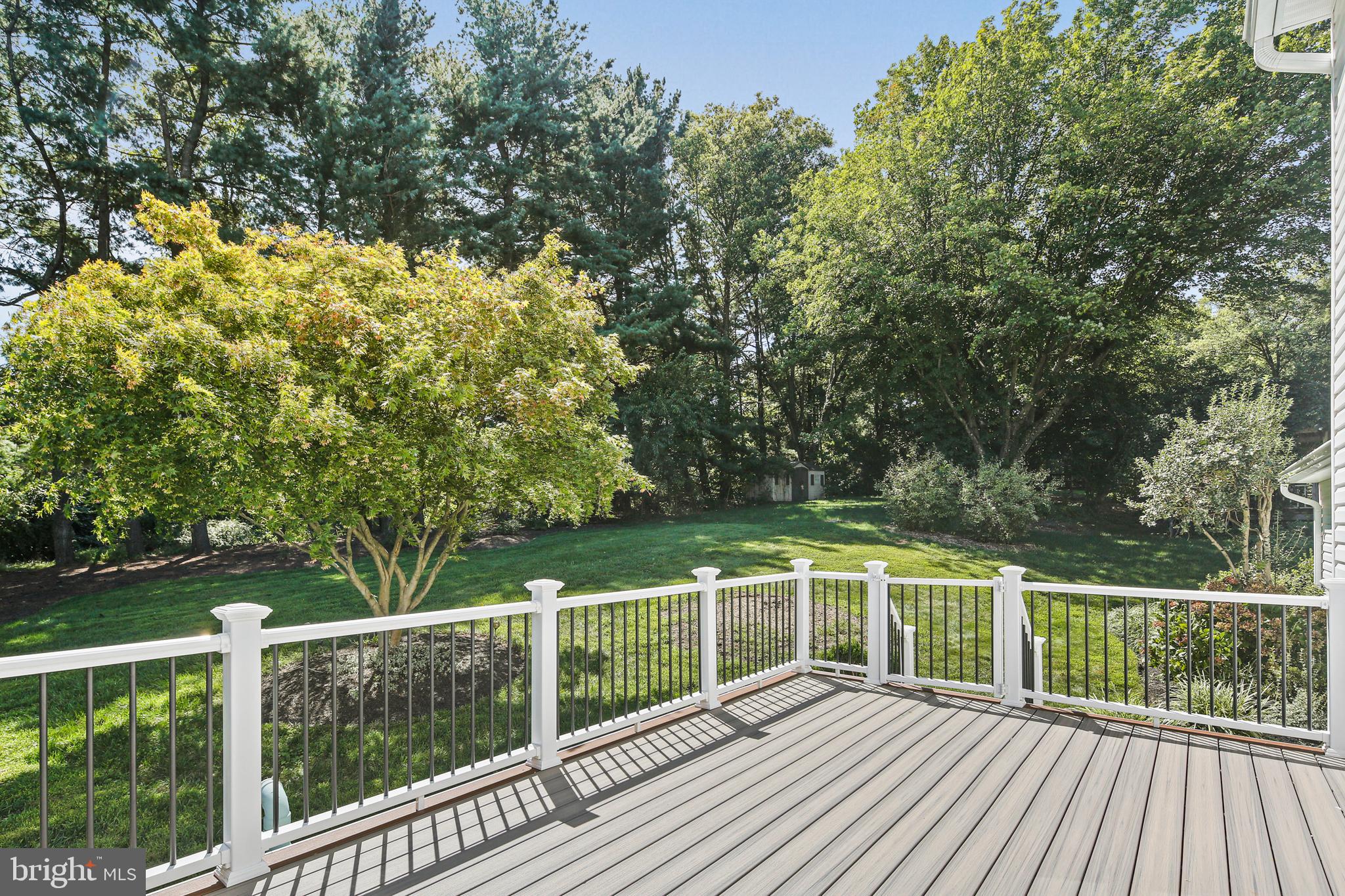 BURLEIGH MANOR - Residential