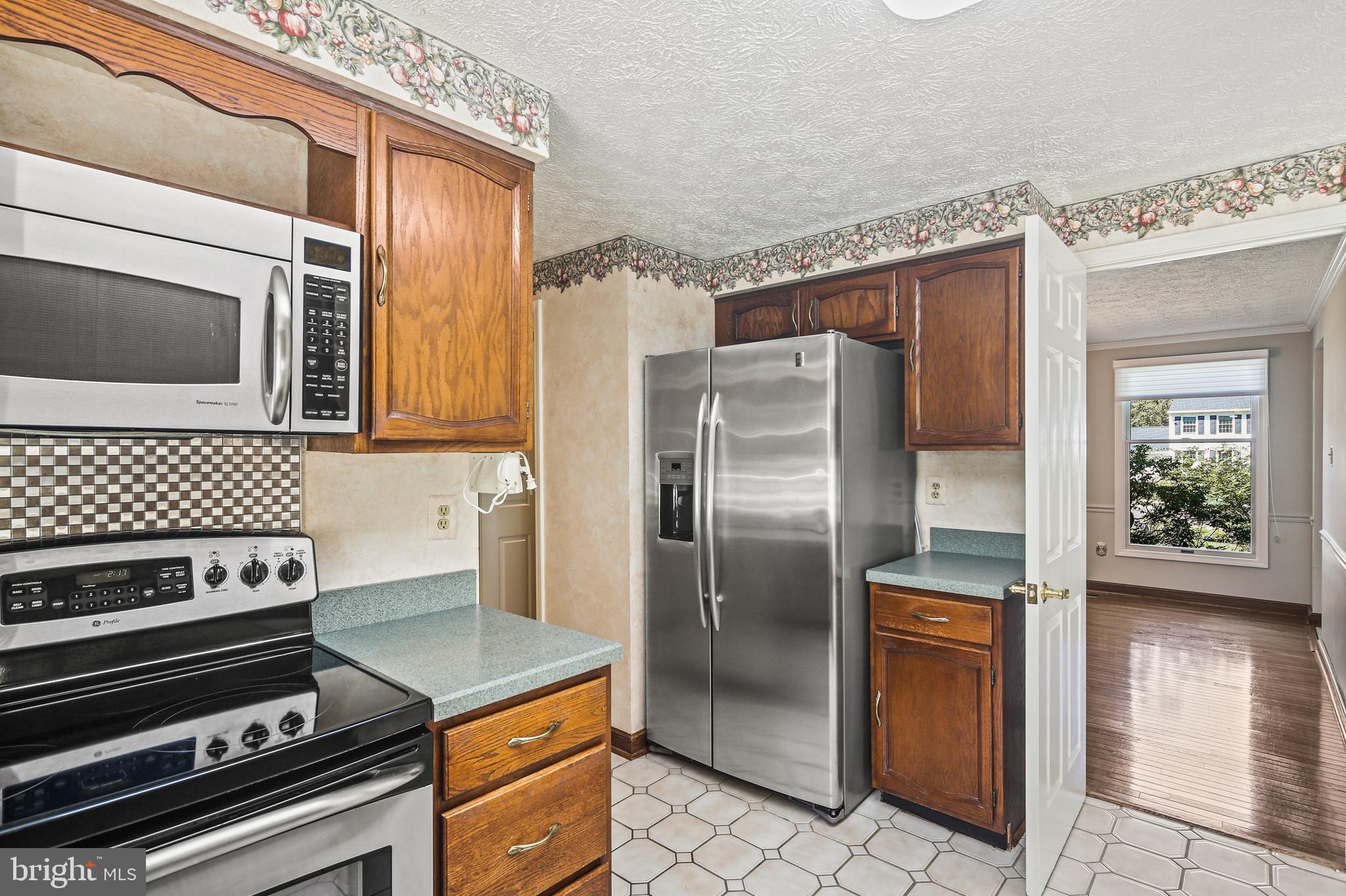 BURLEIGH MANOR - Residential