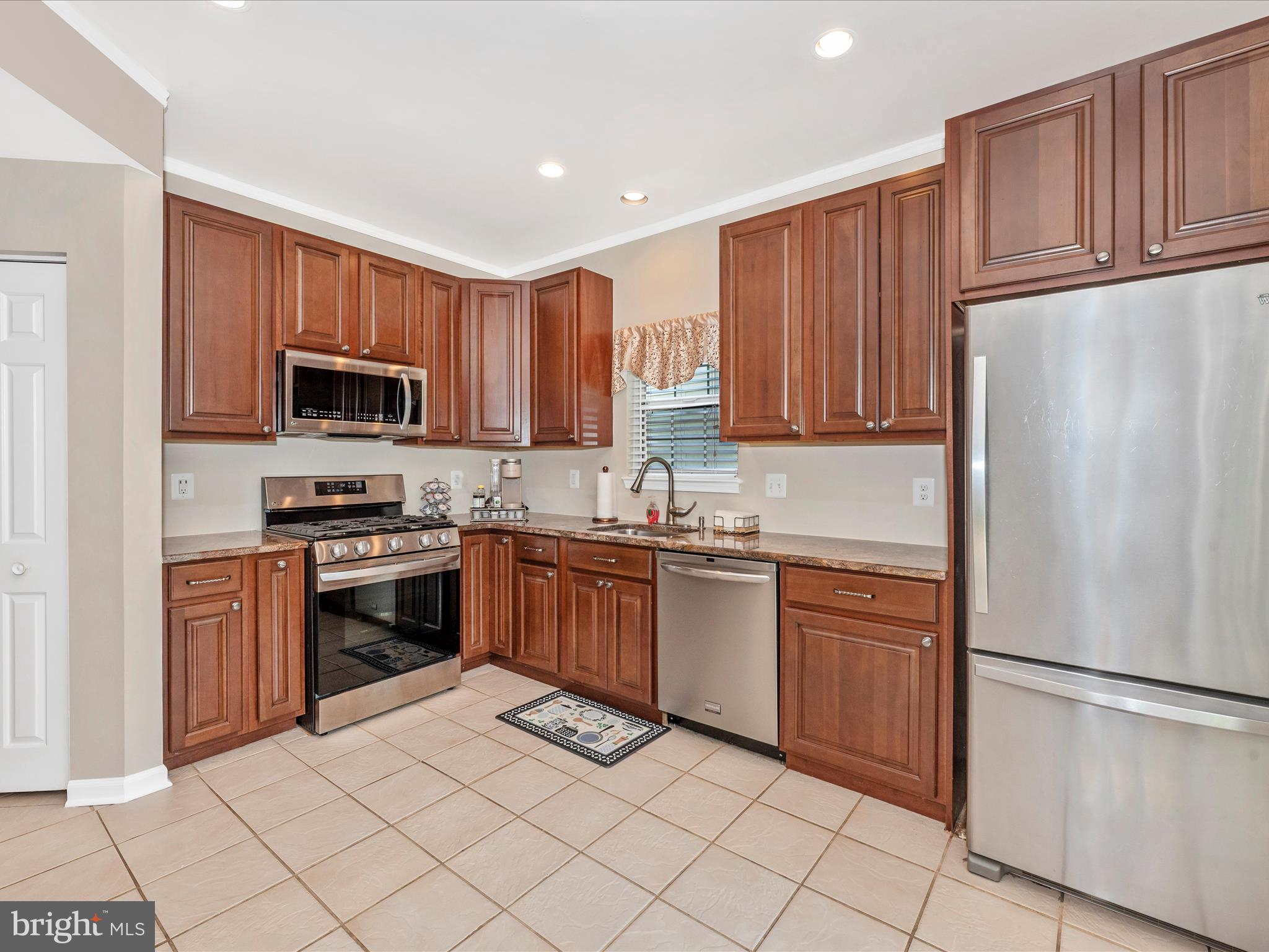 HADLEY FARMS - Residential