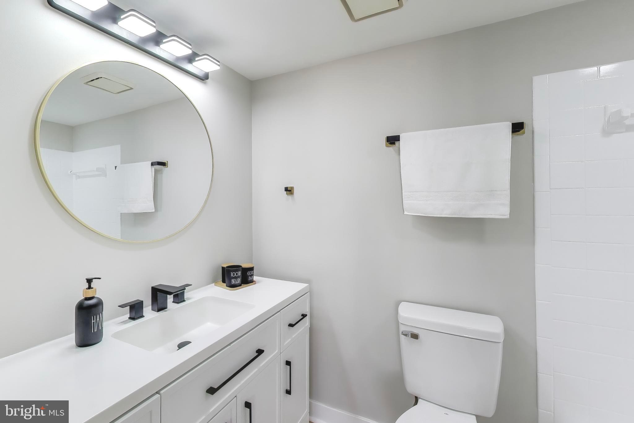 HUNTCREST - Residential