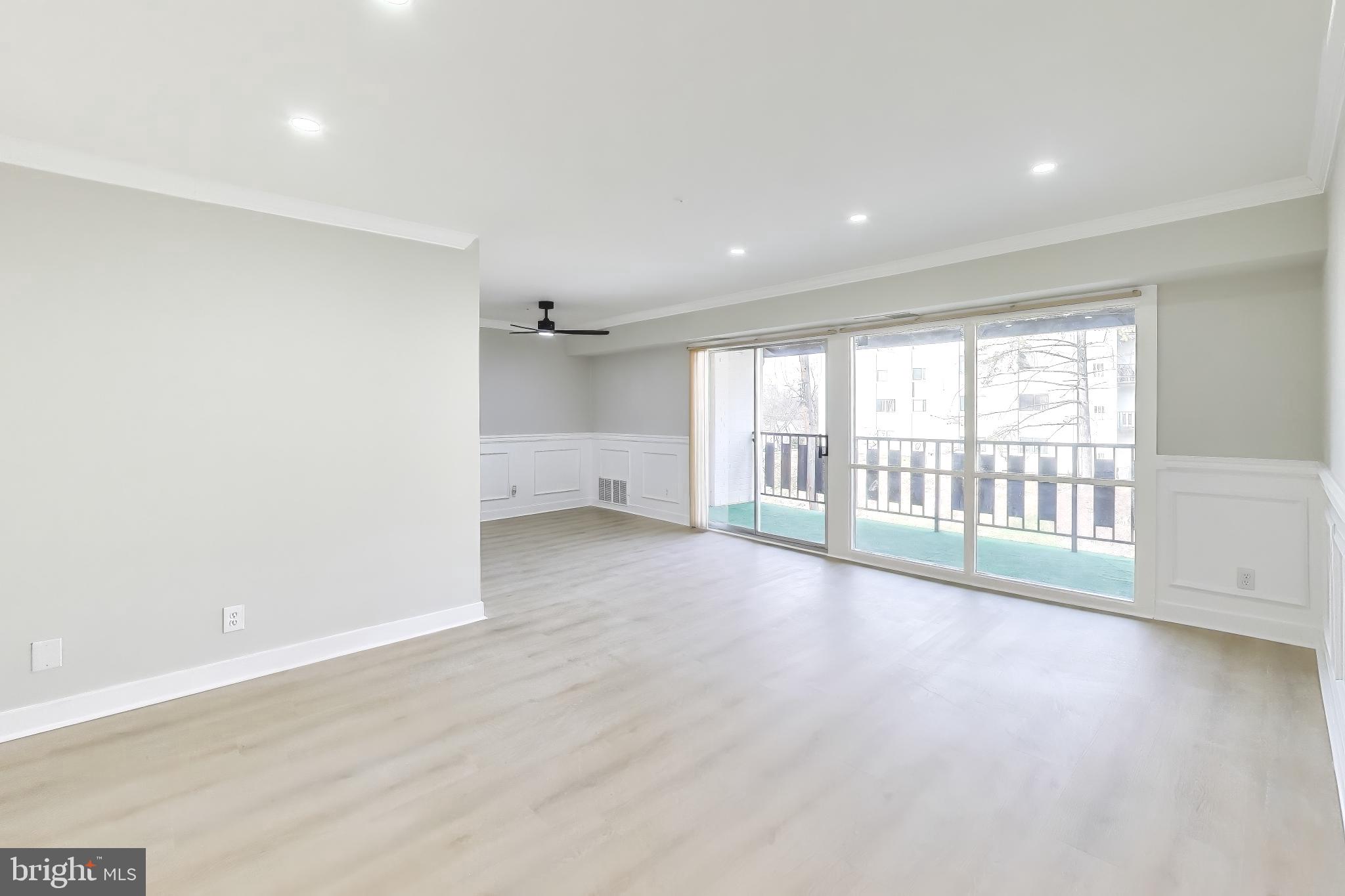 HUNTCREST - Residential