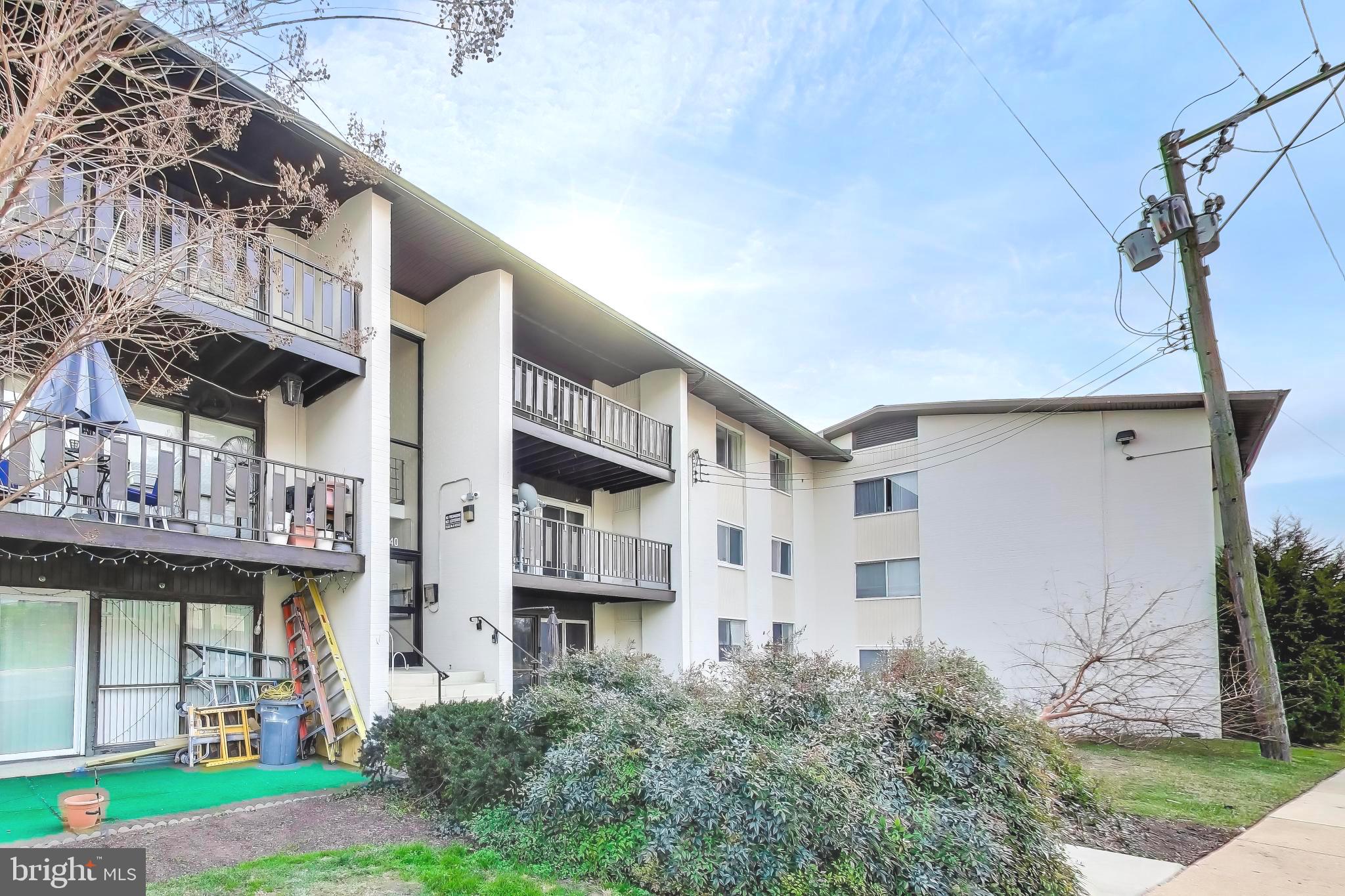 HUNTCREST - Residential