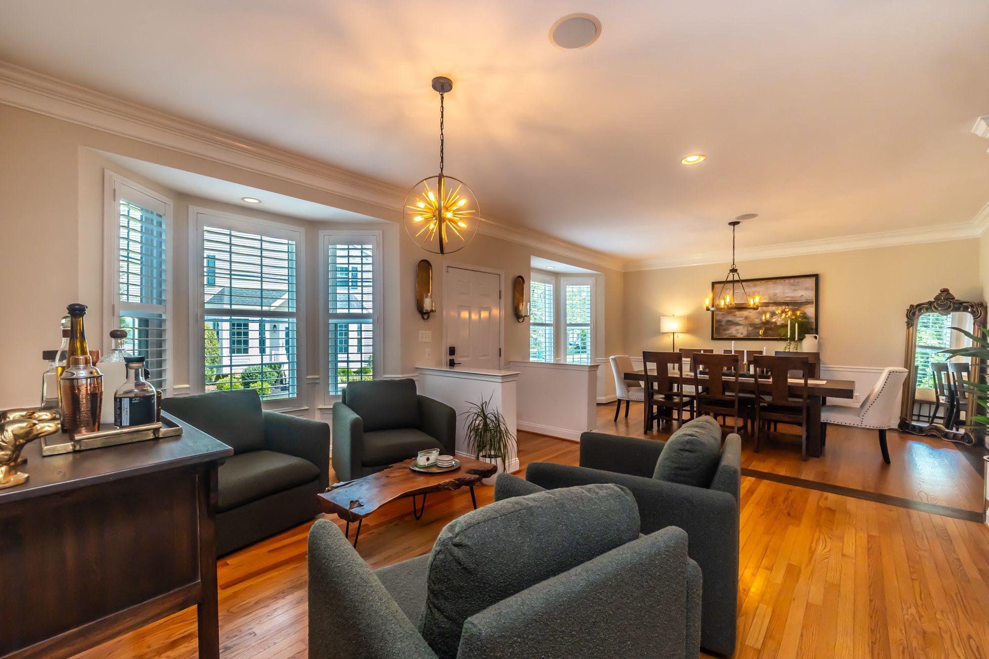 182 PORTSMOUTH CIRCLE