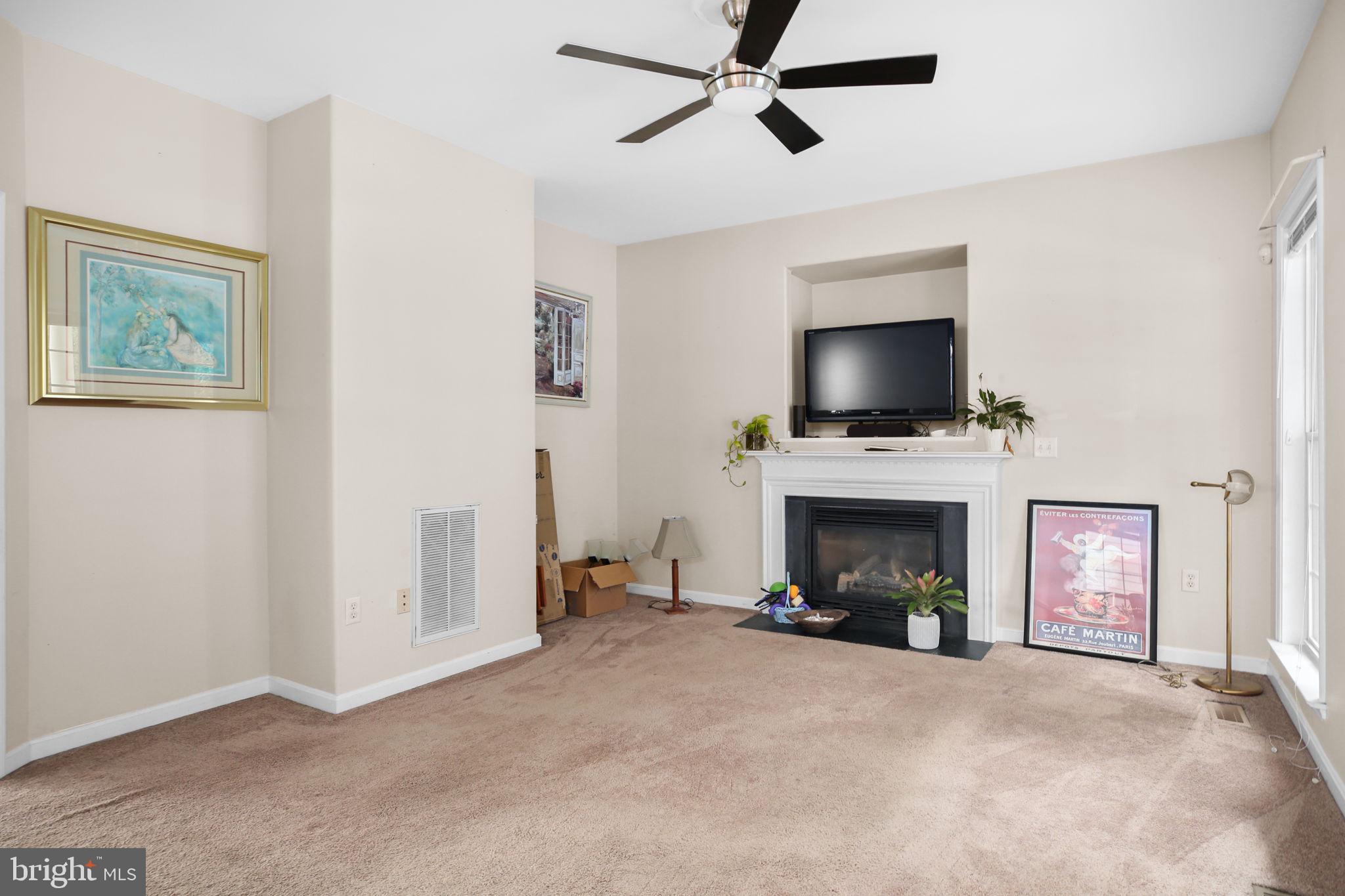 LADYSMITH VILLAGE - Residential