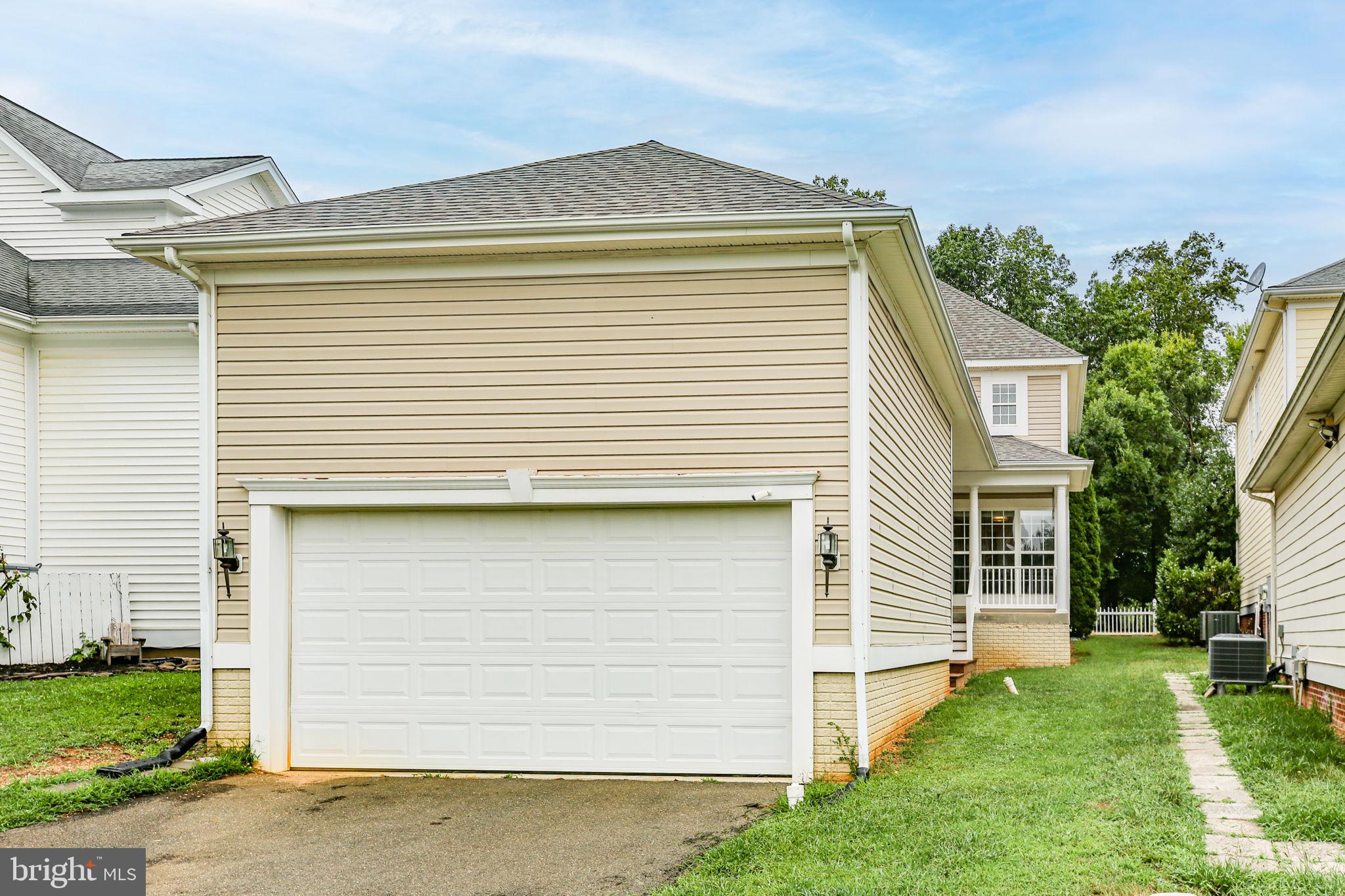 LADYSMITH VILLAGE - Residential