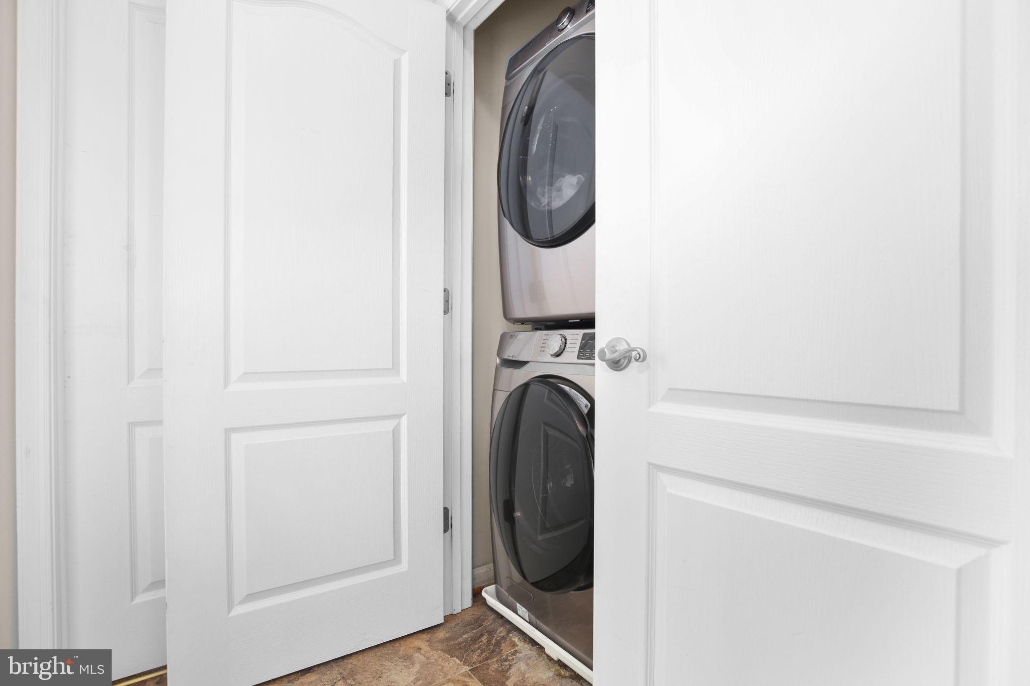 LADYSMITH VILLAGE - Residential