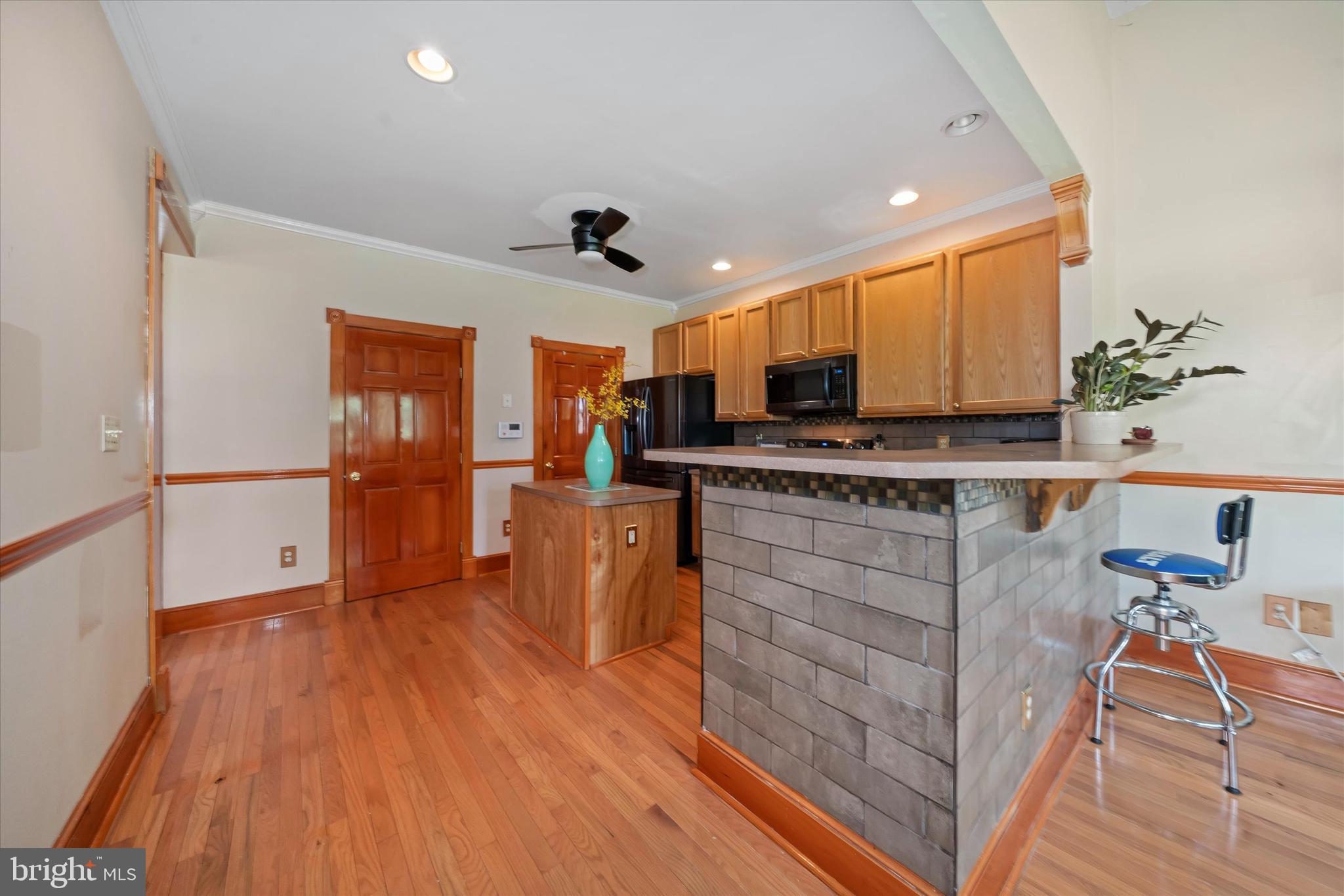 MIDDLETOWN CROSSING - Residential