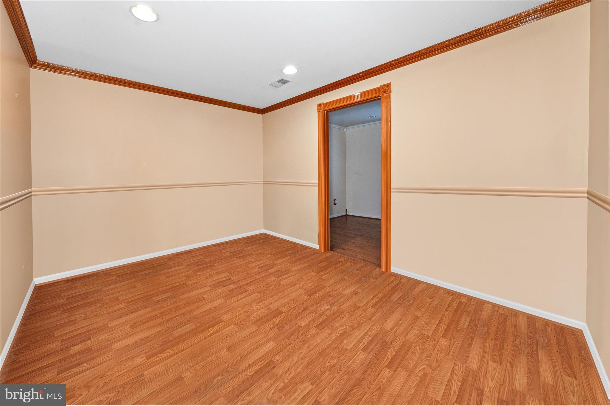 MIDDLETOWN CROSSING - Residential