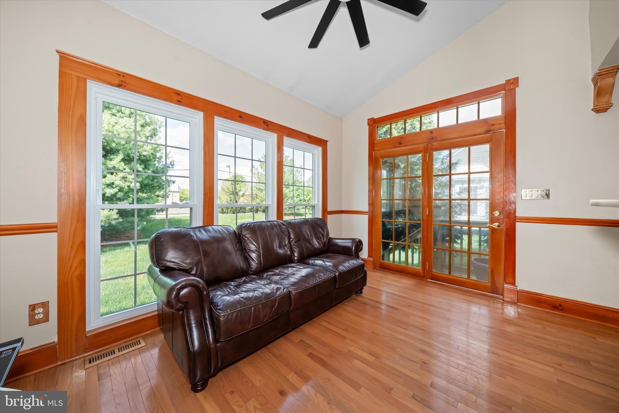 MIDDLETOWN CROSSING - Residential