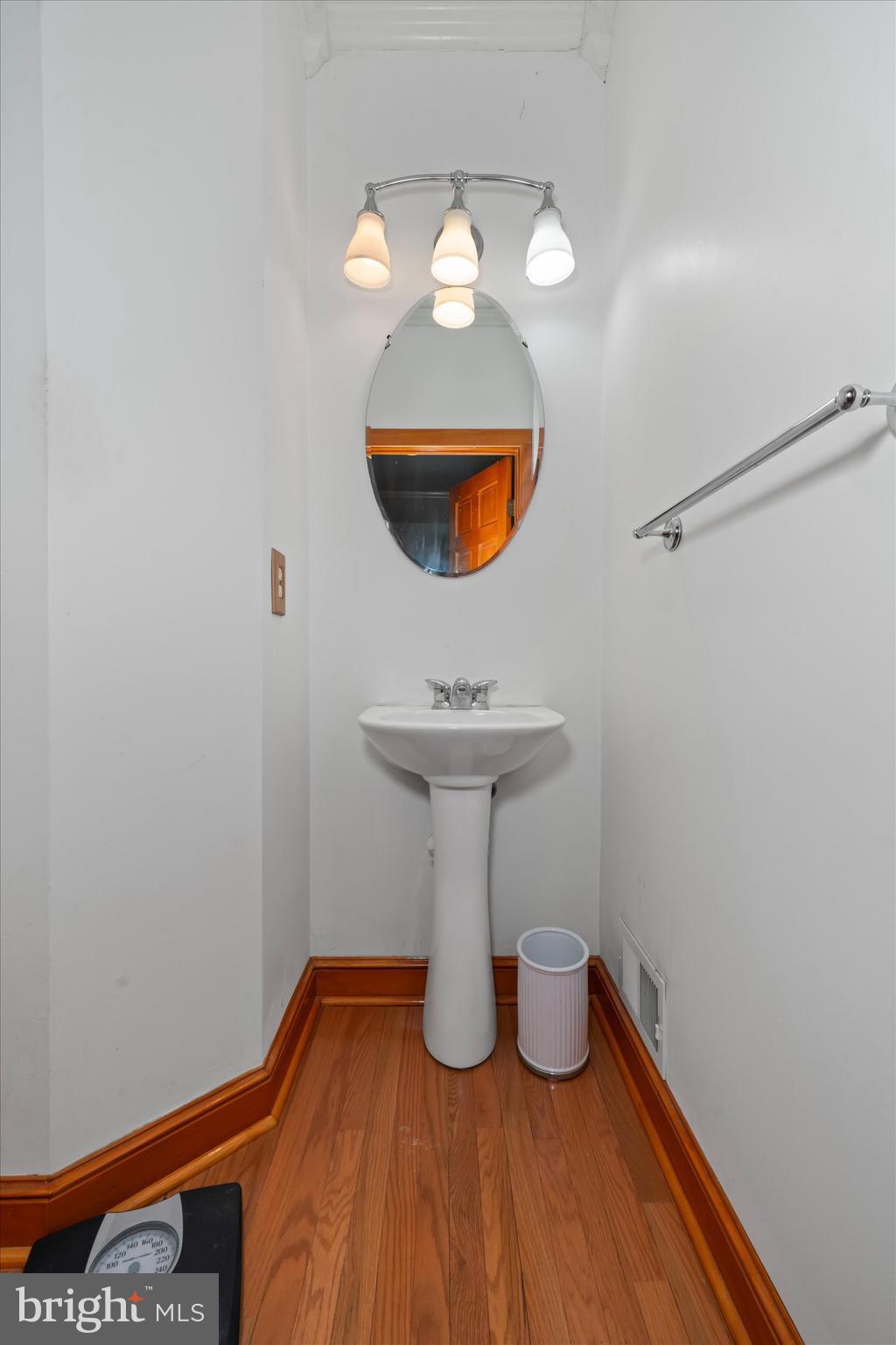 MIDDLETOWN CROSSING - Residential