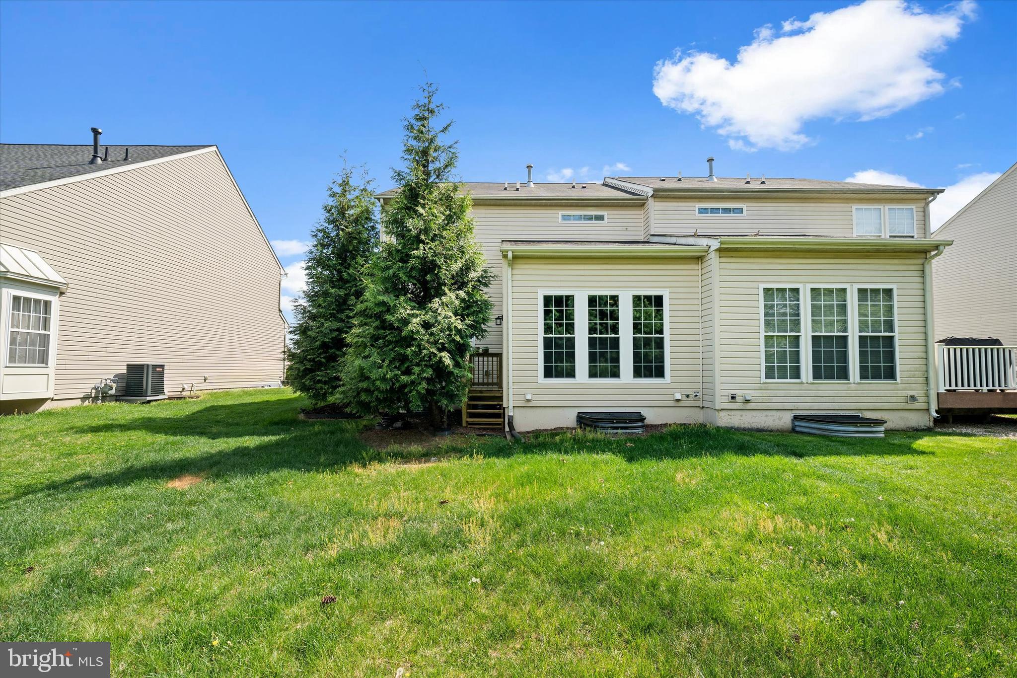 MIDDLETOWN CROSSING - Residential