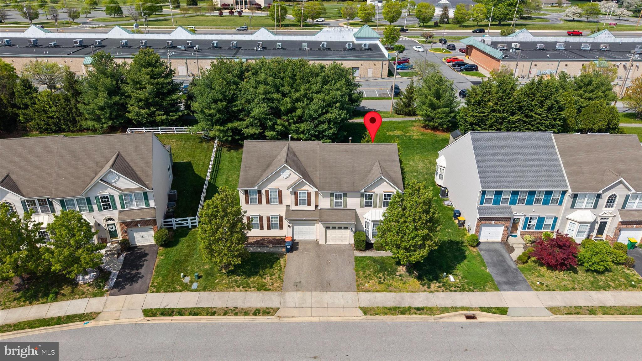 MIDDLETOWN CROSSING - Residential