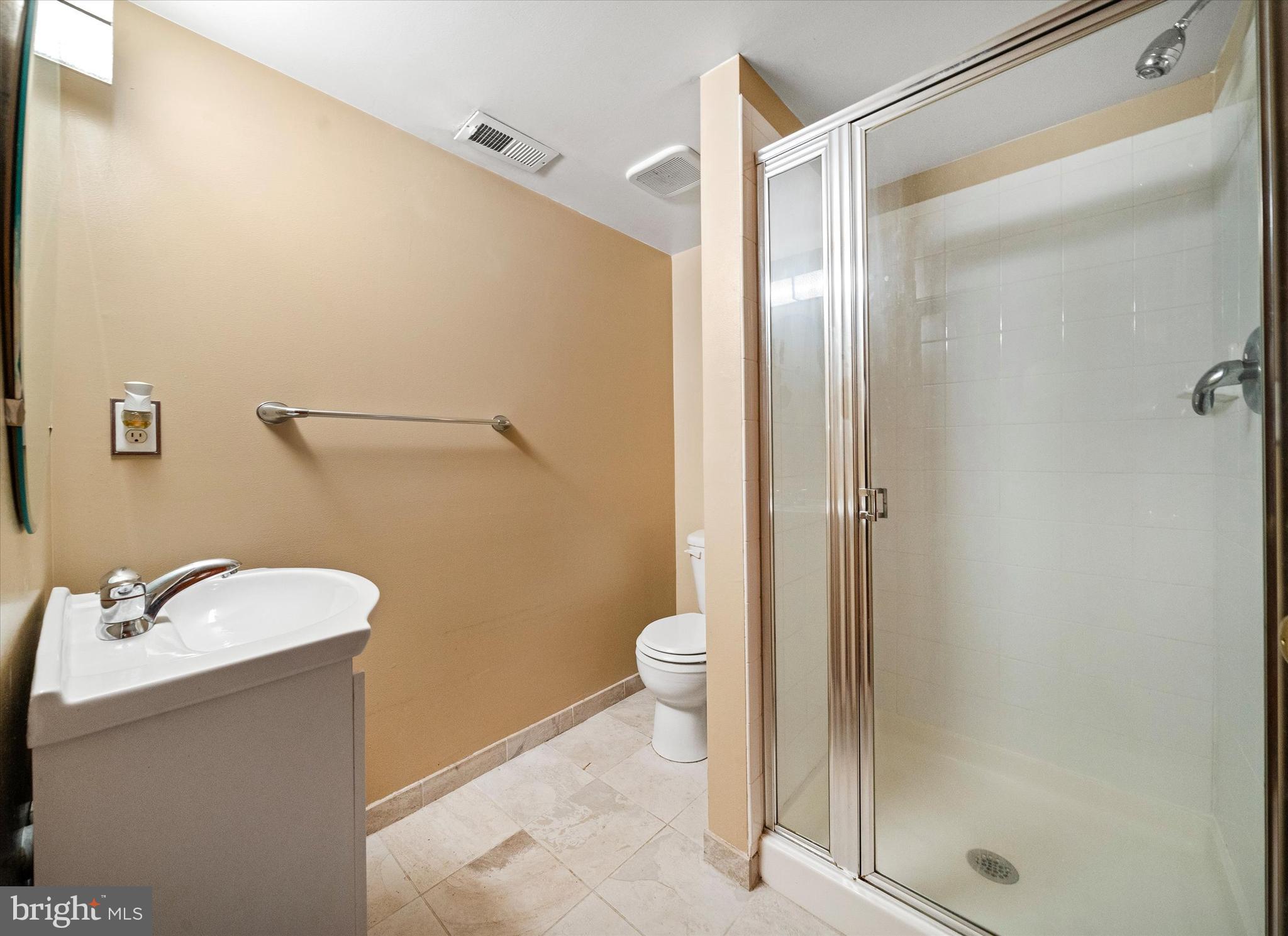 MIDDLETOWN CROSSING - Residential