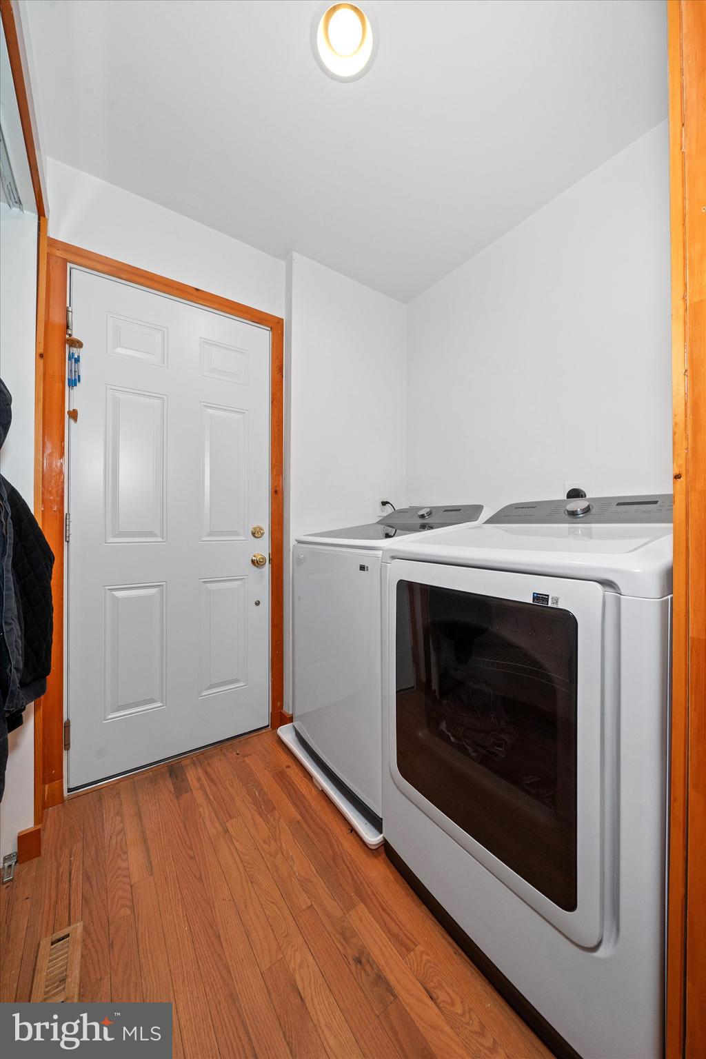 MIDDLETOWN CROSSING - Residential