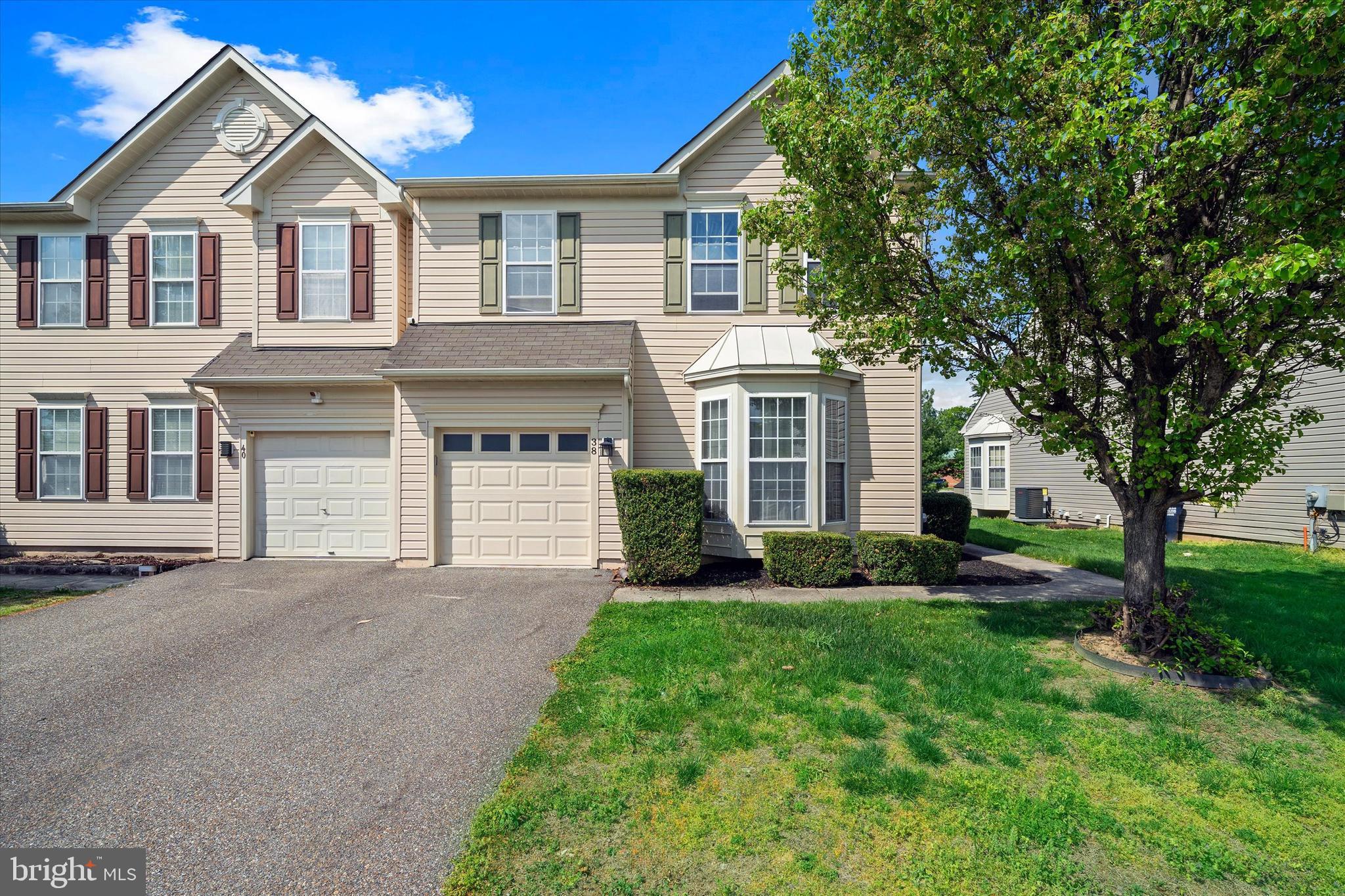 MIDDLETOWN CROSSING - Residential