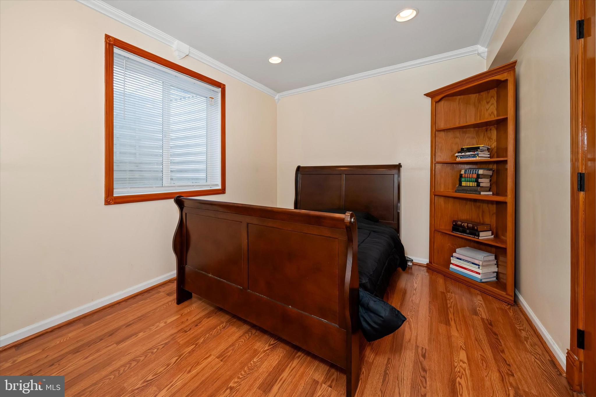 MIDDLETOWN CROSSING - Residential