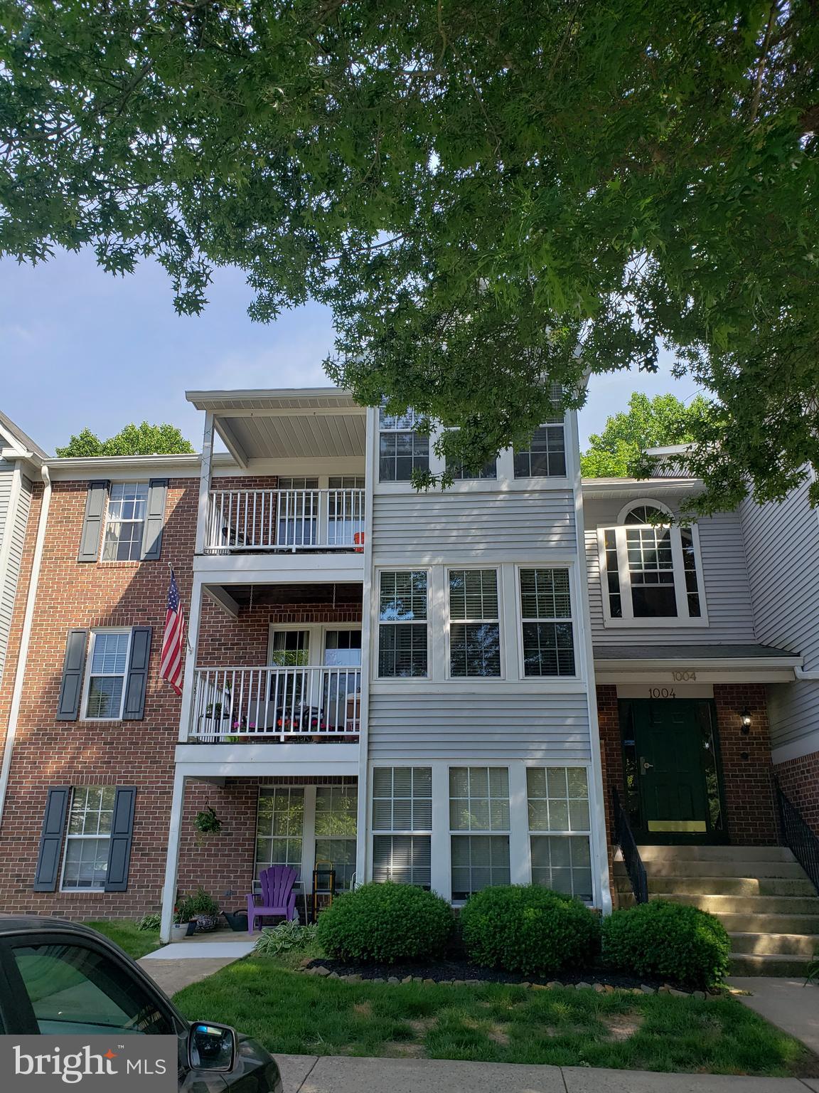1004 JESSICAS COURT J 9