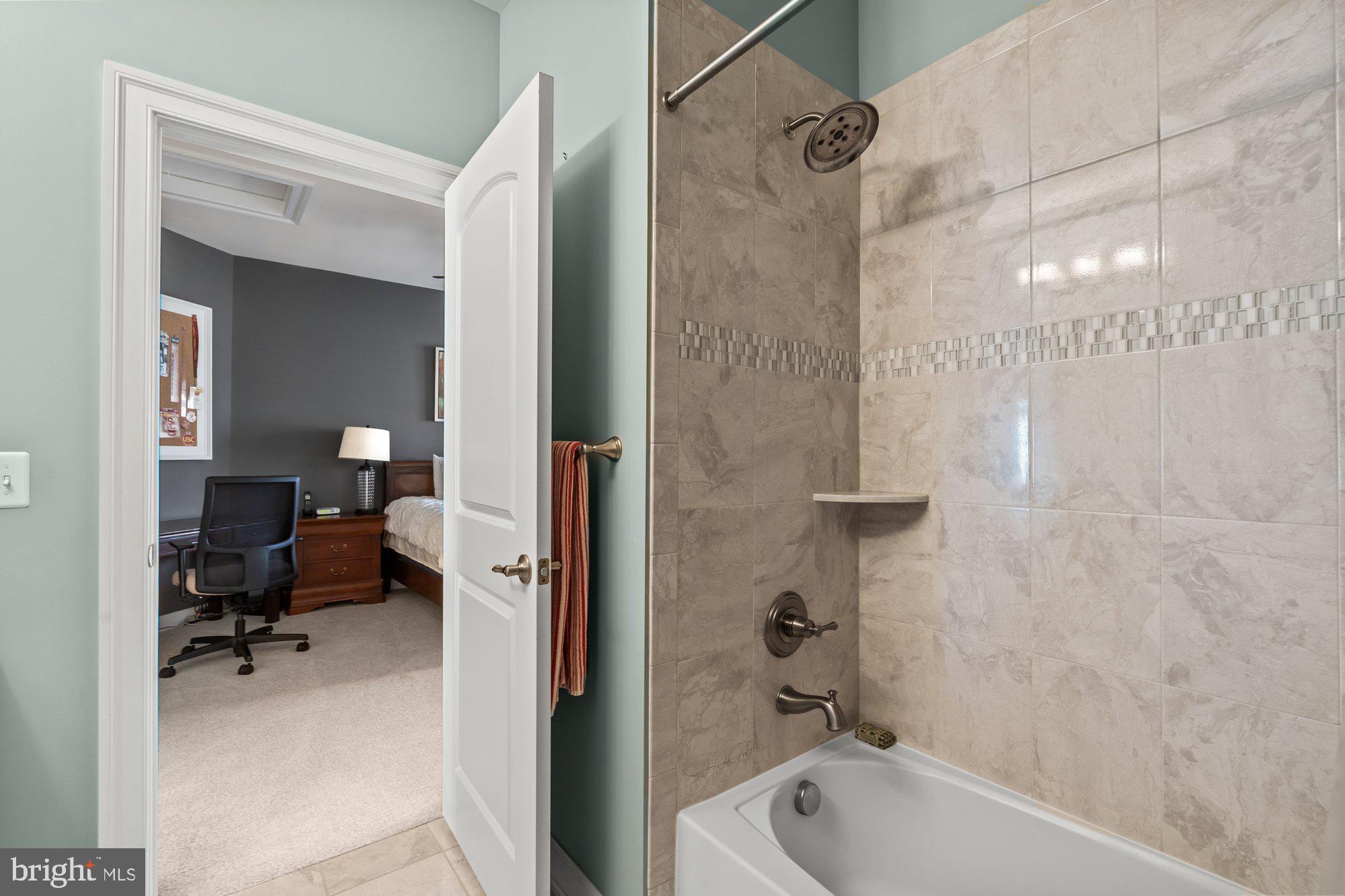 BISHOP'S CREST - Residential