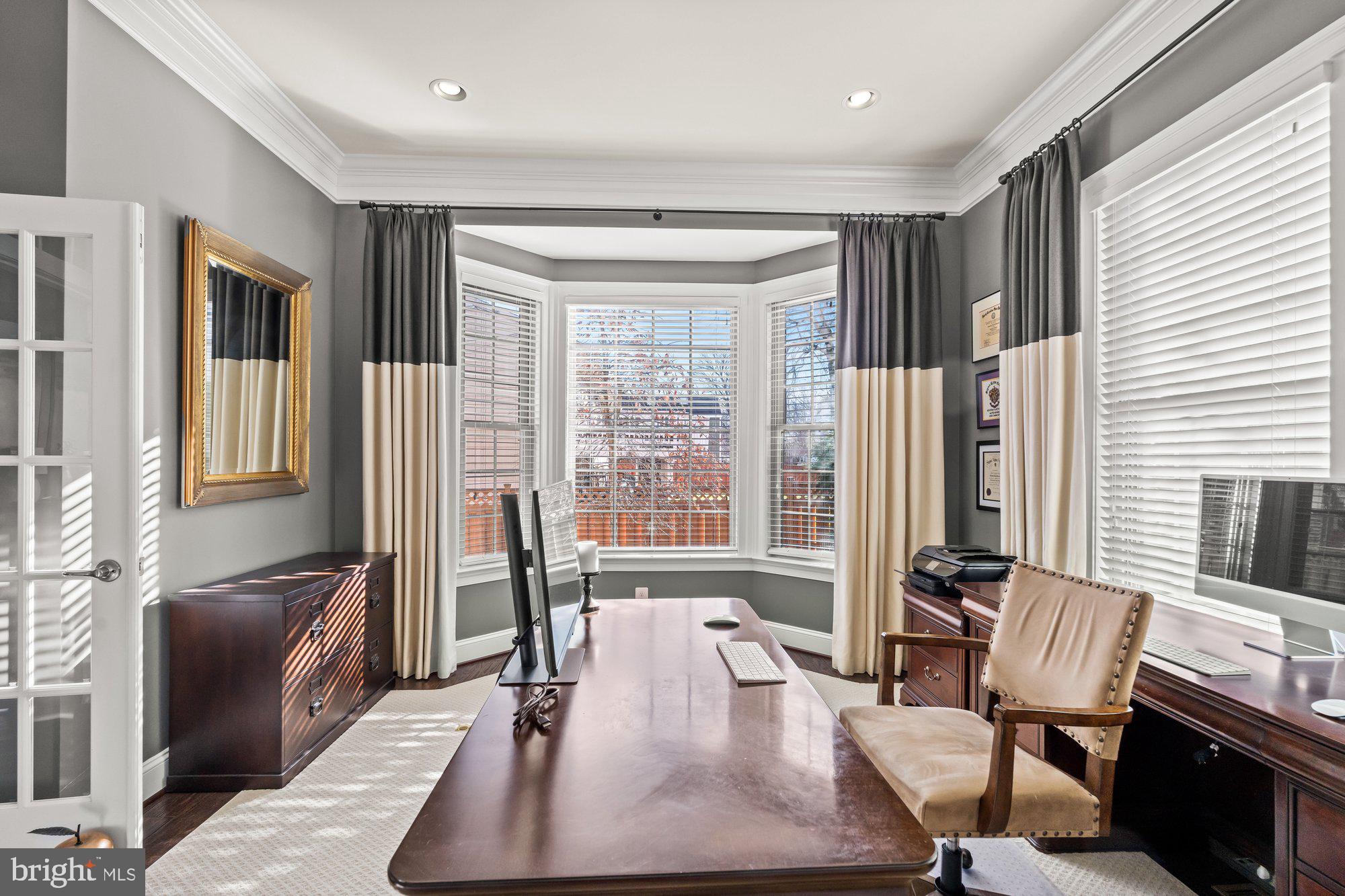 BISHOP'S CREST - Residential