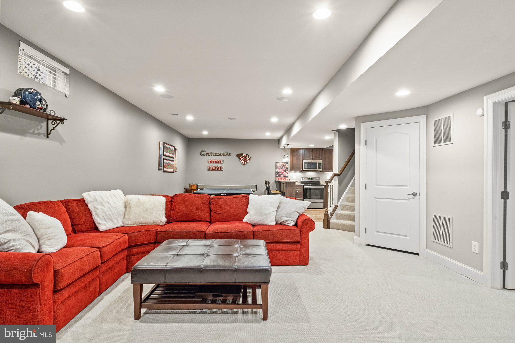 BISHOP'S CREST - Residential