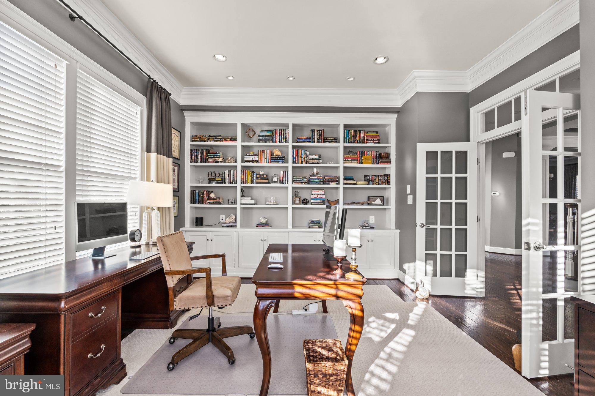 BISHOP'S CREST - Residential