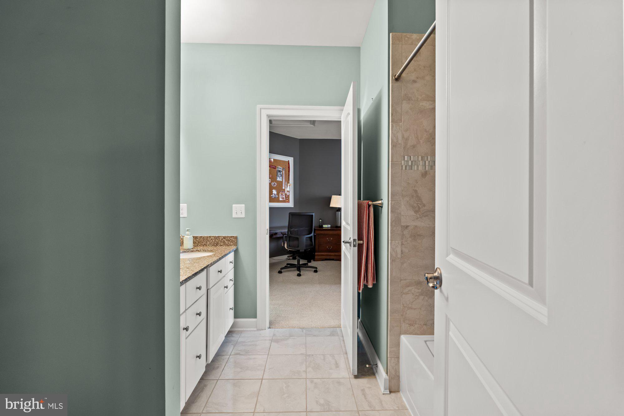 BISHOP'S CREST - Residential