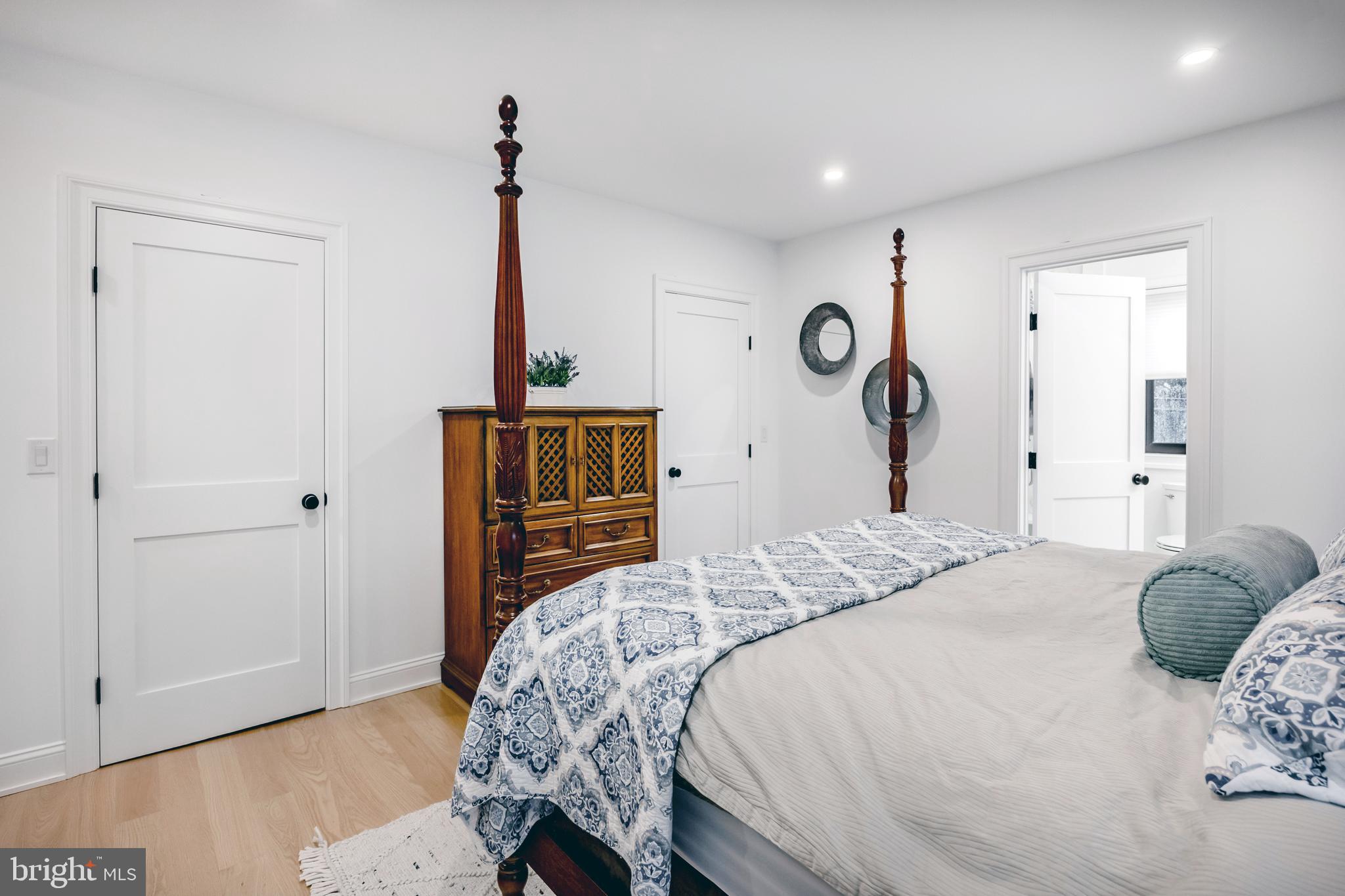 BROOKLINE - Residential